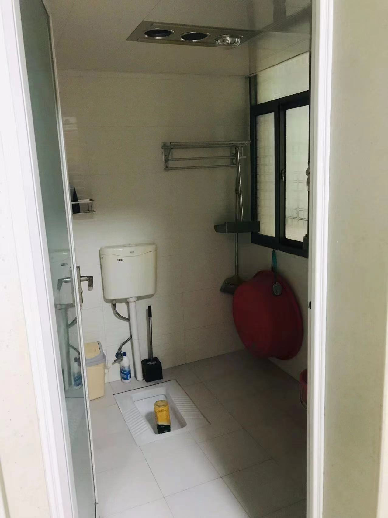 凯旋豪庭  3室2厅2卫   1600.00元/月室内图