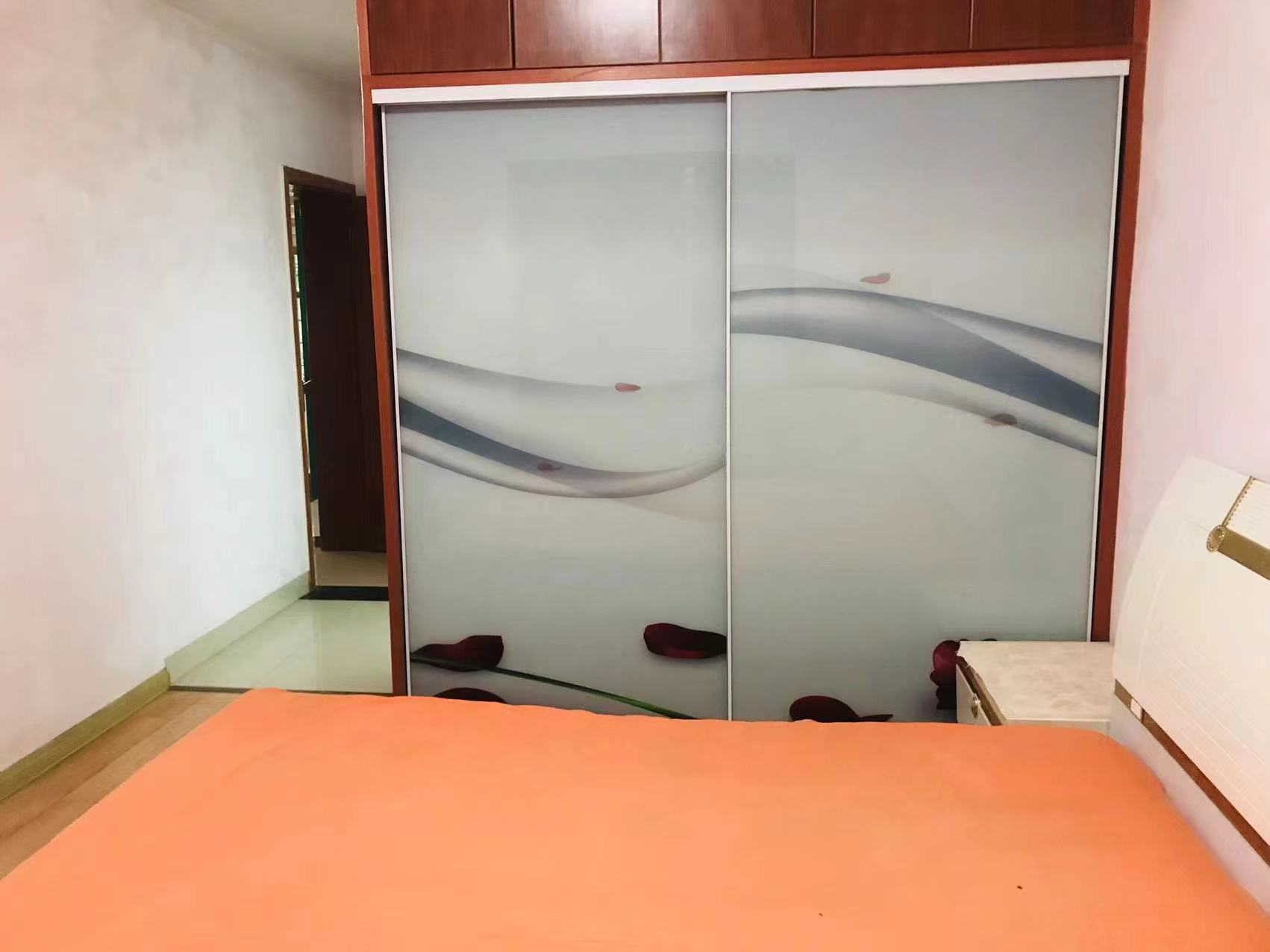 凯旋豪庭  3室2厅2卫   1600.00元/月室内图