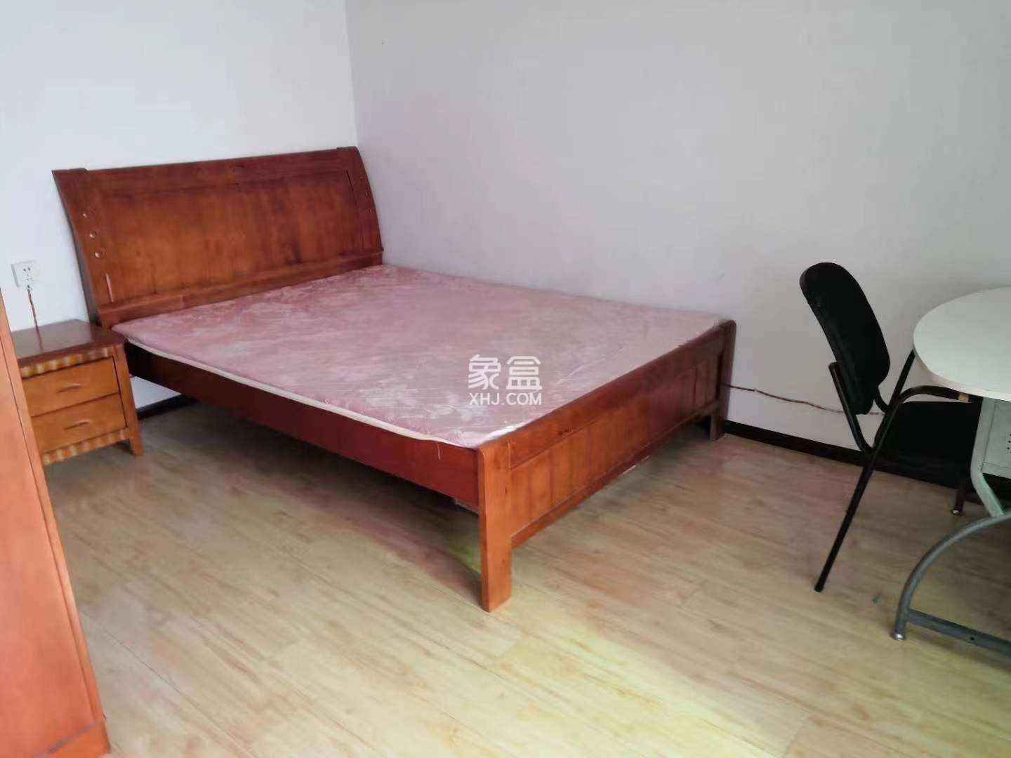 中天会展城A区  2室2厅1卫   2000.00元/月室内图