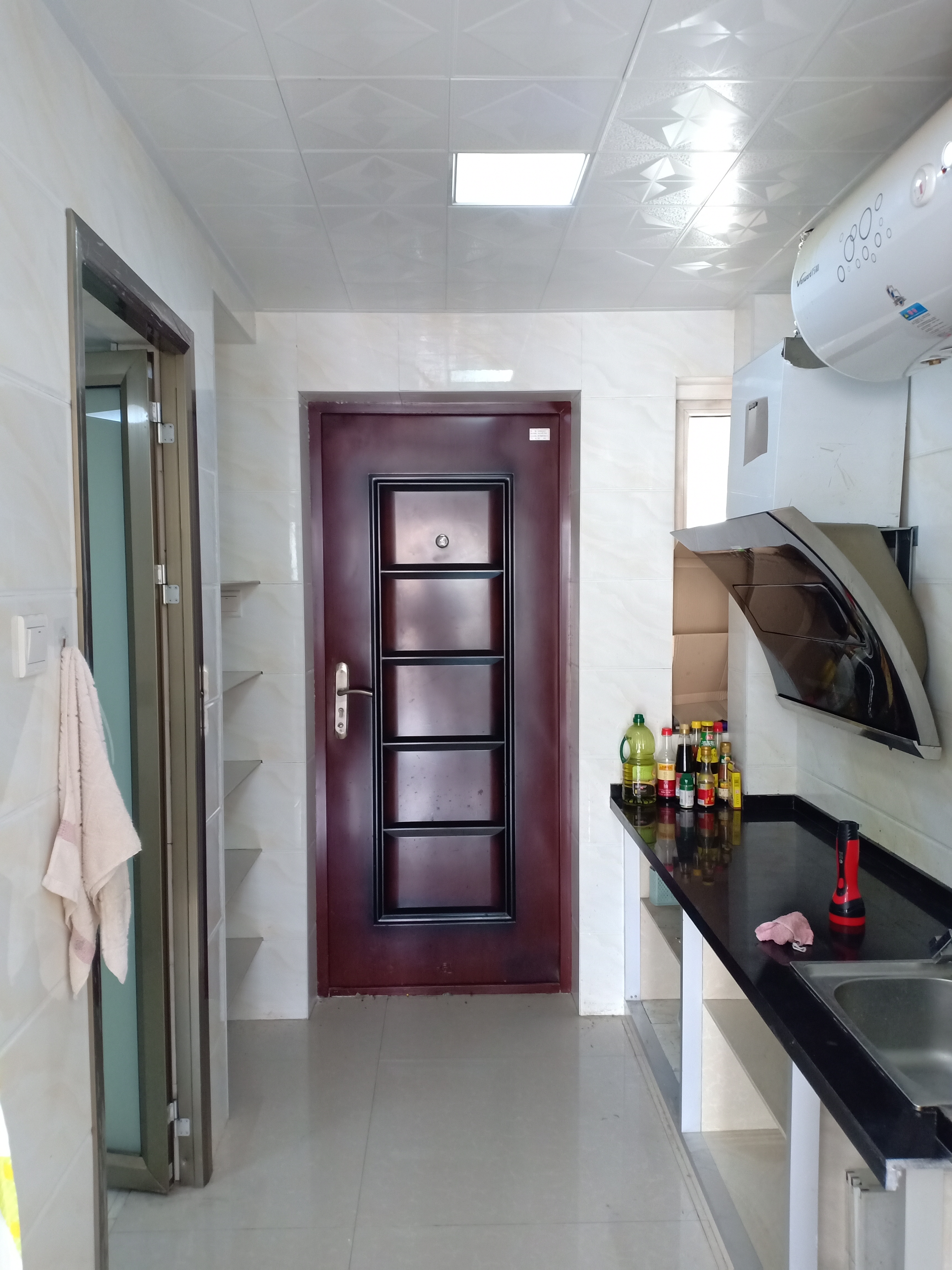 佳兆业金域天下三期 1室1厅1卫 24.80万 佳兆业金域天下三期 1室1厅1卫 24.80万室内图