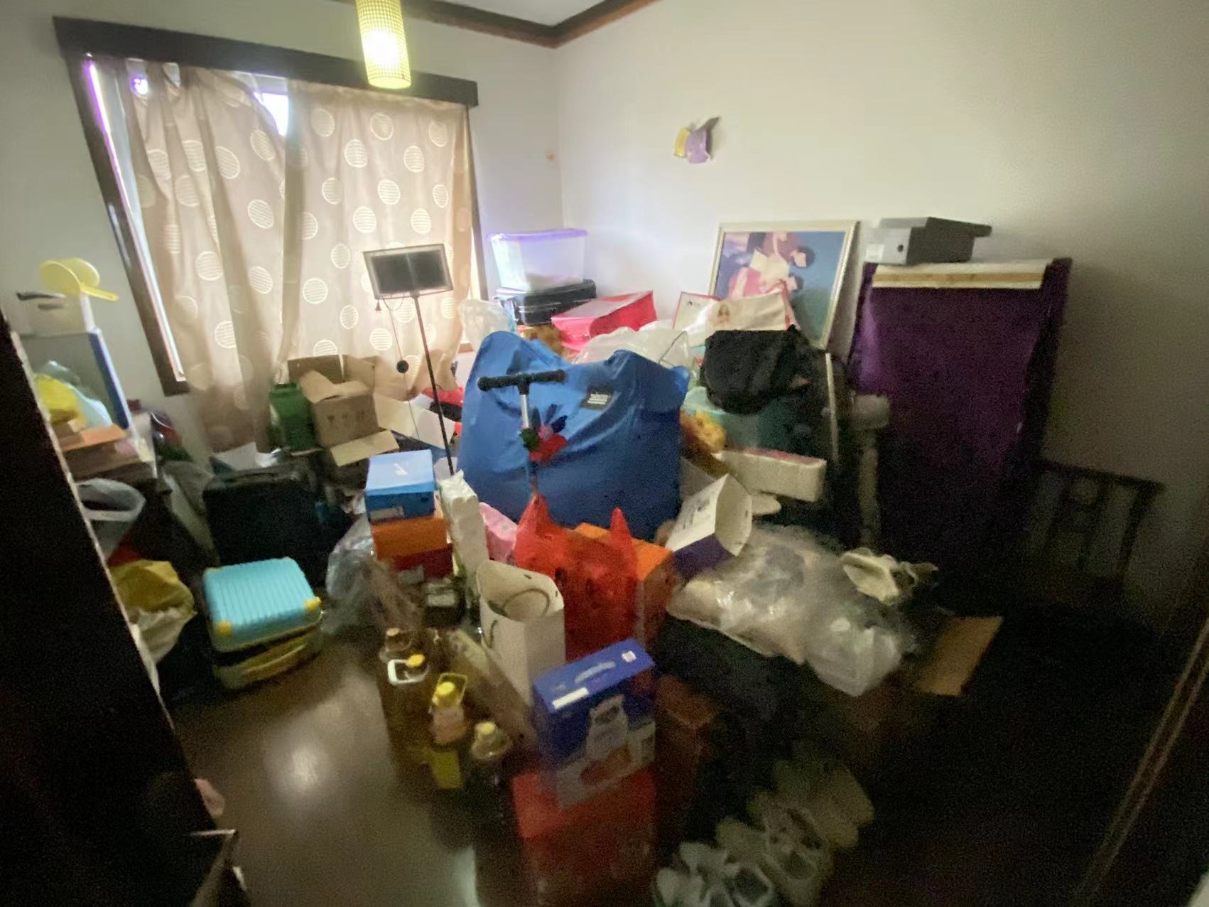 汇丰小区  3室2厅1卫   31.80万客厅