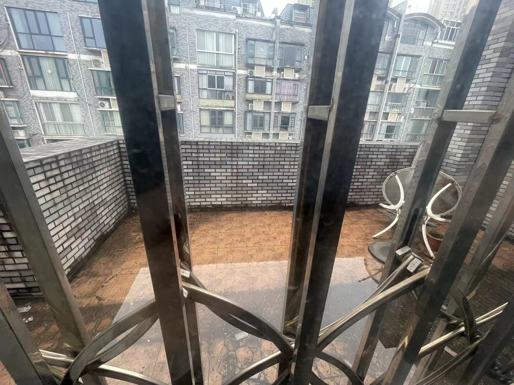 海创明珠花园 3室2厅1卫 107.0万 海创明珠花园 3室2厅1卫 107.0万室内图