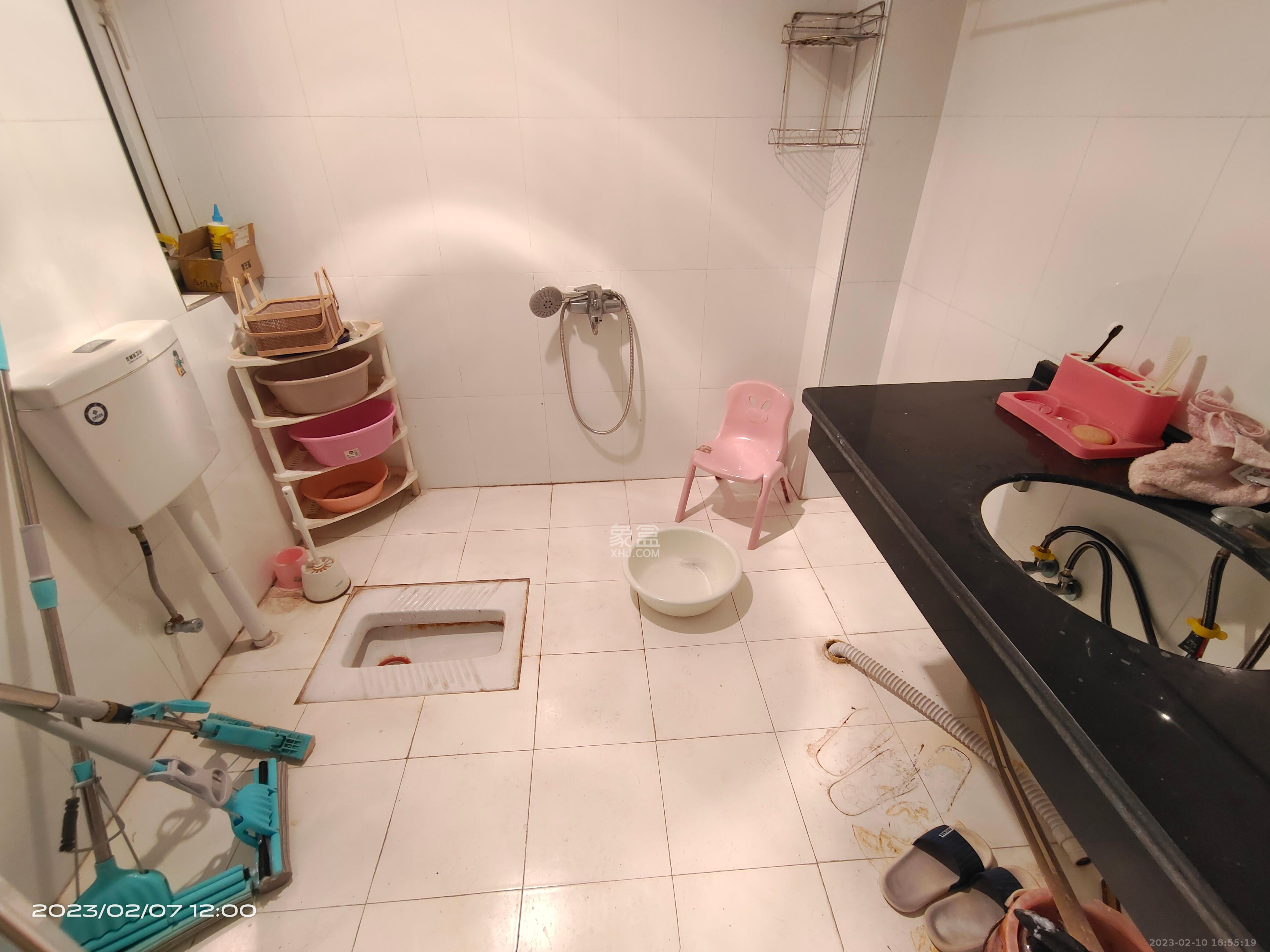鄱阳小区  2室2厅1卫   1800.00元/月室内图