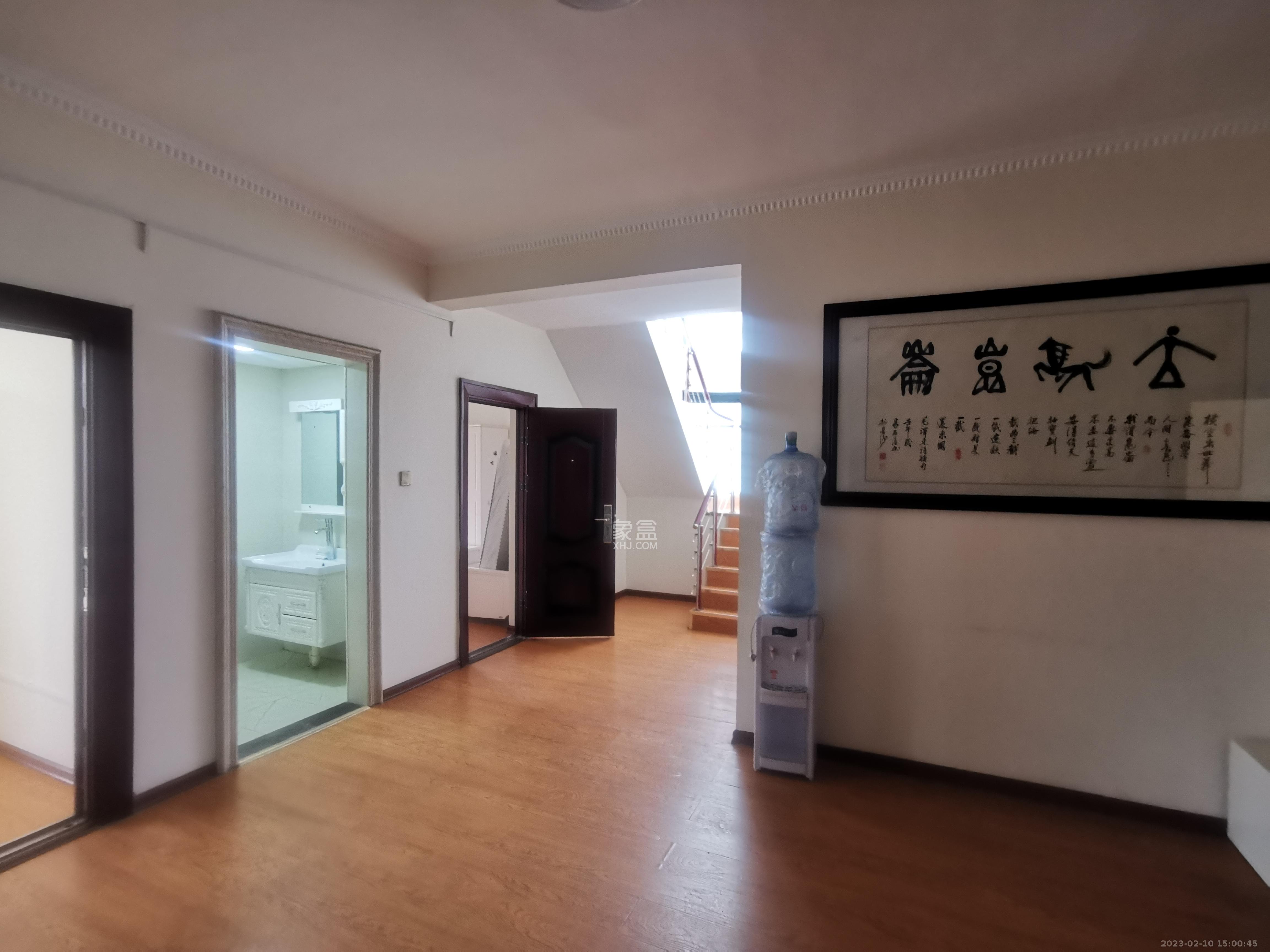 怡和山庄  9室2厅1卫    6000.0元/月室内图