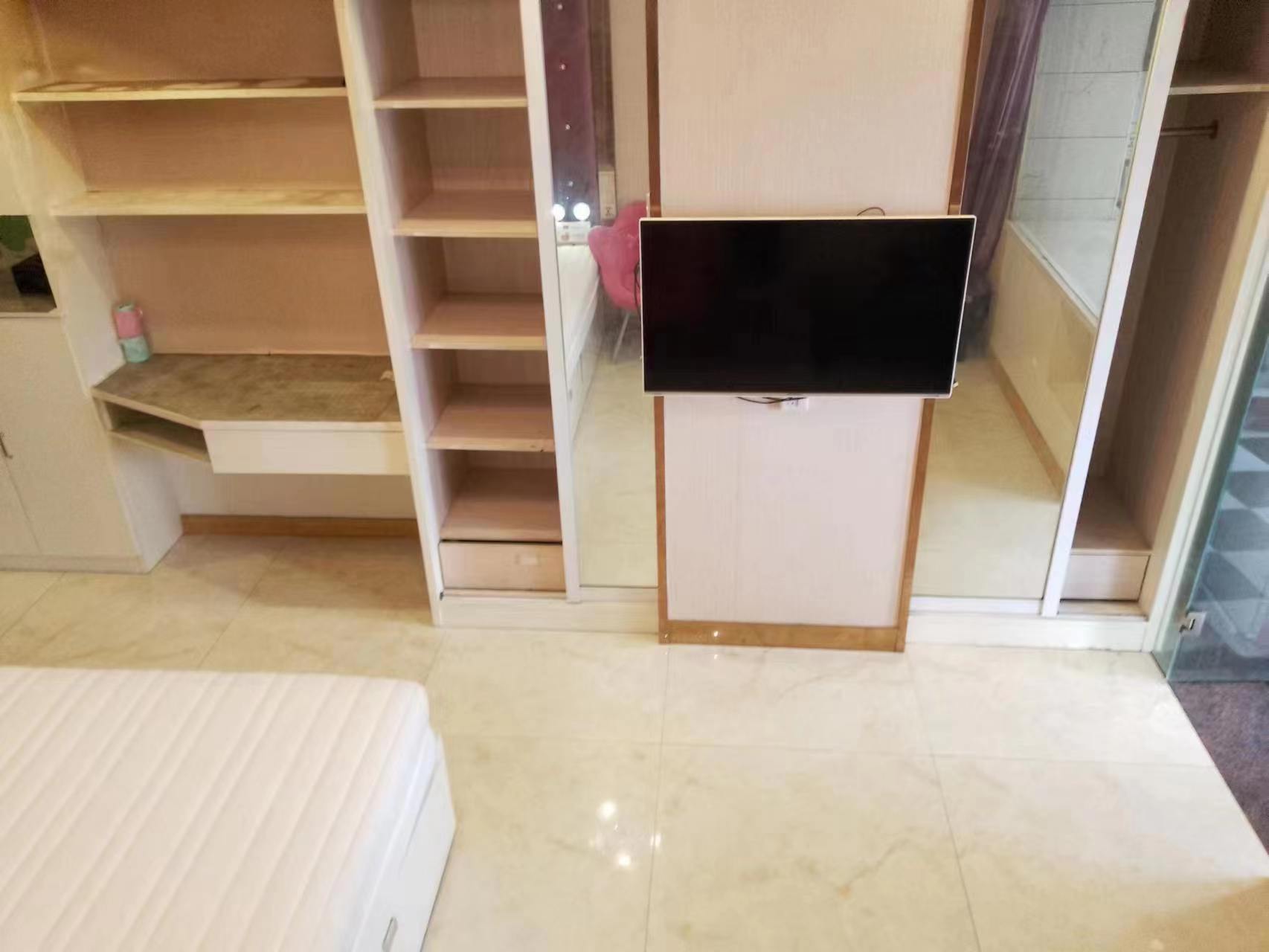 中建岳阳中心  1室1厅1卫   1400.00元/月室内图