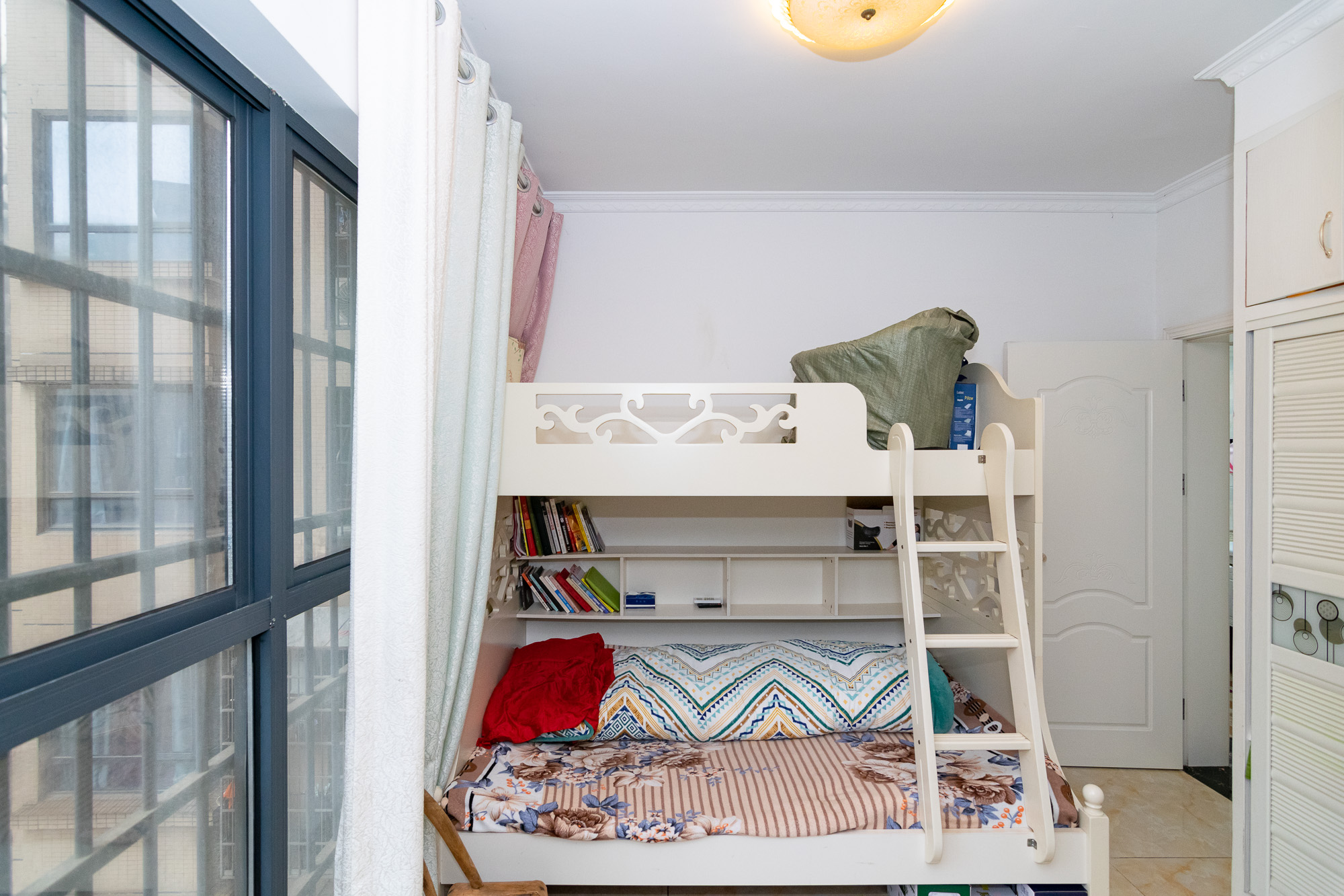 勤诚达新界  3室2厅1卫    107.99万 勤诚达新界  3室2厅1卫    107.99万卧室