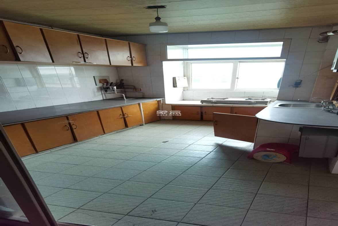 县电力局  3室2厅1卫    40.0万 县电力局  3室2厅1卫    40.0万客厅