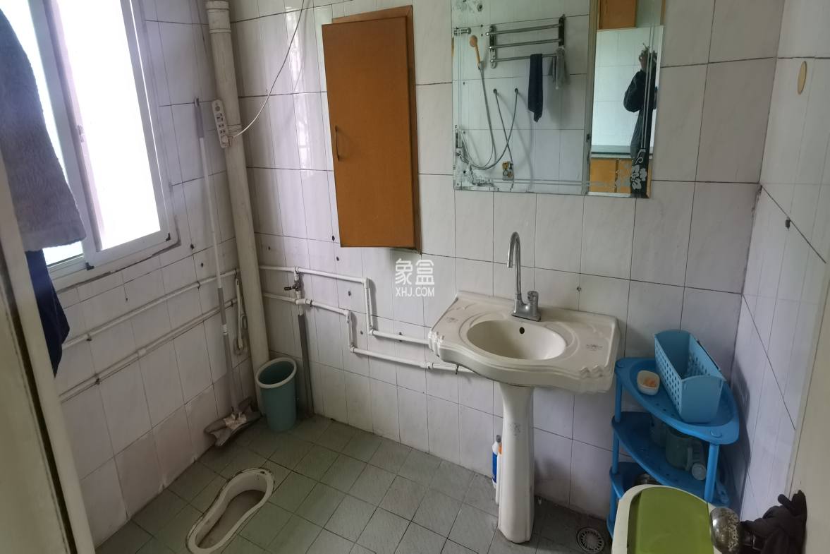 县电力局  3室2厅1卫    40.0万 县电力局  3室2厅1卫    40.0万客厅