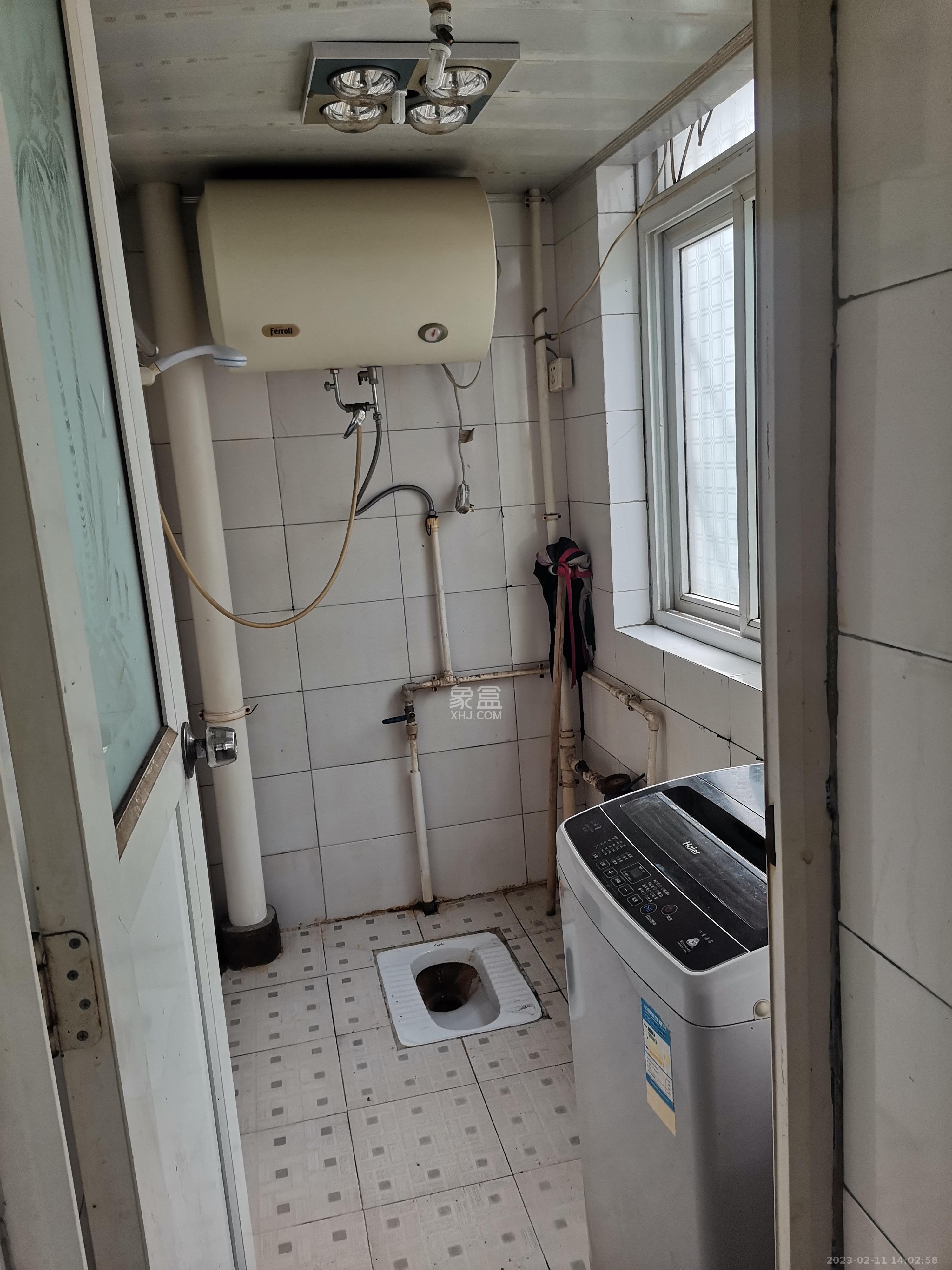 泉塘小区  3室2厅2卫   1200.00元/月室内图