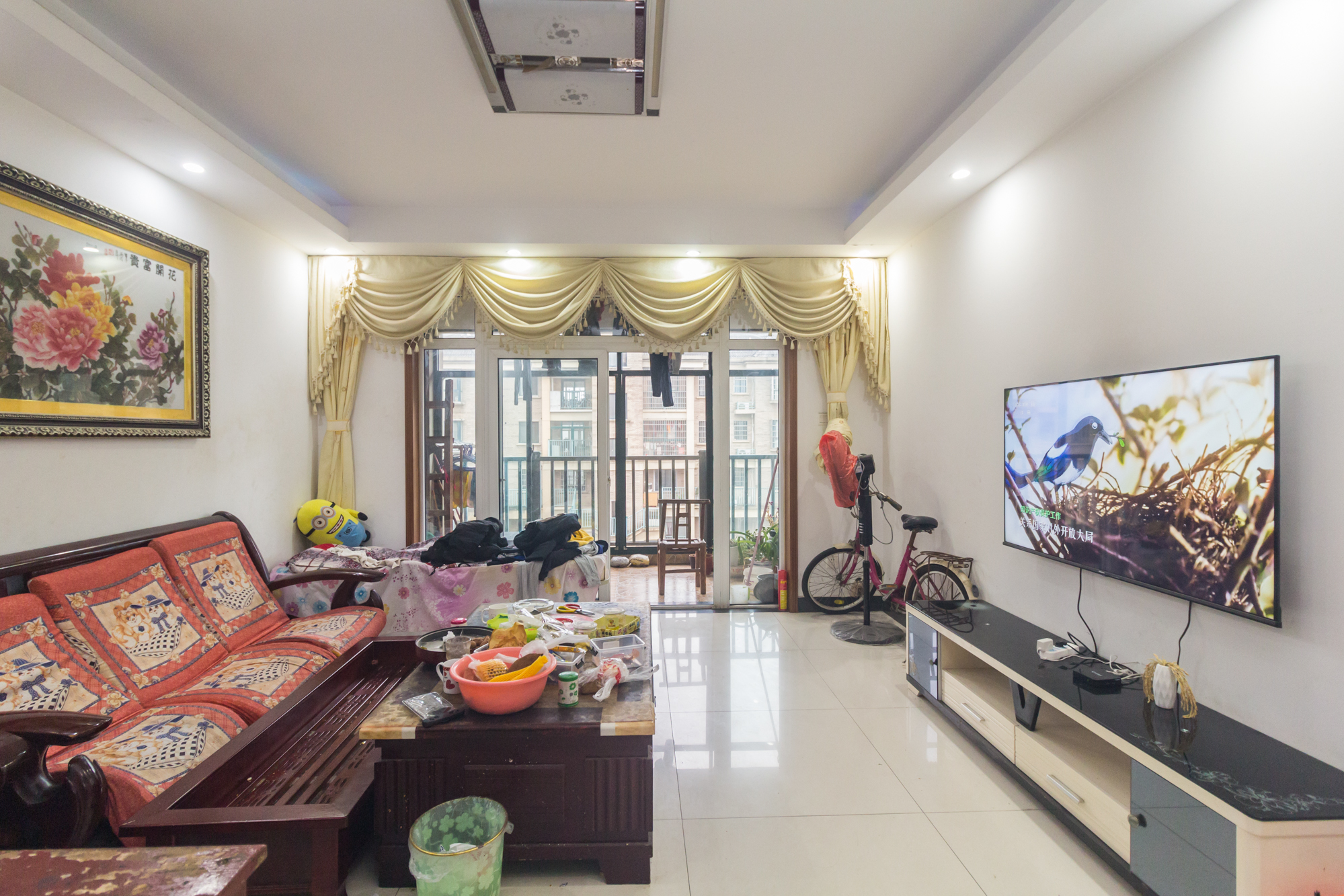 博雅湘水湾  3室2厅2卫   75.80万 博雅湘水湾  3室2厅2卫   75.80万客厅