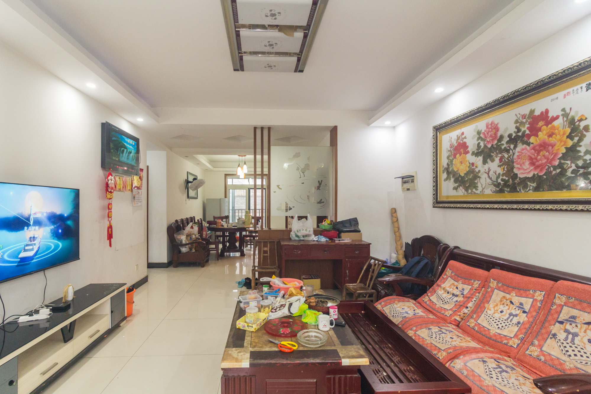 博雅湘水湾  3室2厅2卫   75.80万 博雅湘水湾  3室2厅2卫   75.80万客厅