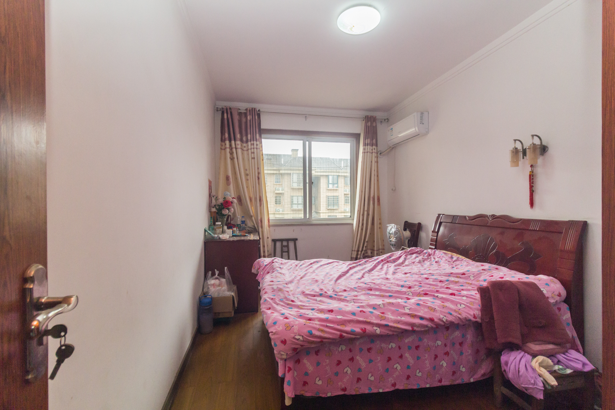 博雅湘水湾  3室2厅2卫   75.80万 博雅湘水湾  3室2厅2卫   75.80万卧室