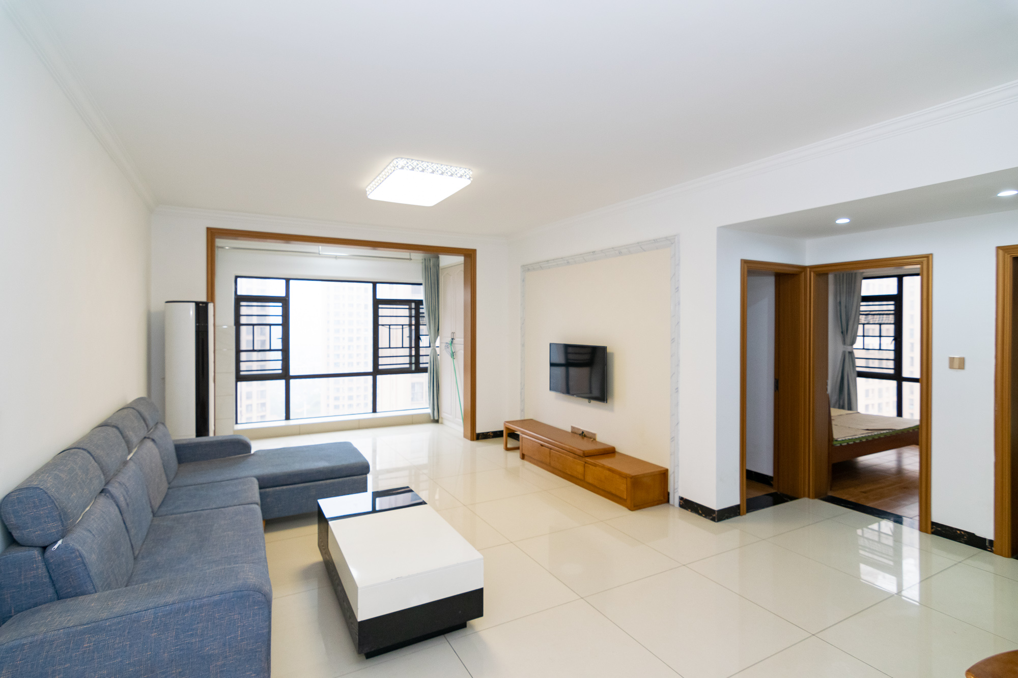 润和又一城  3室2厅1卫    91.8万客厅