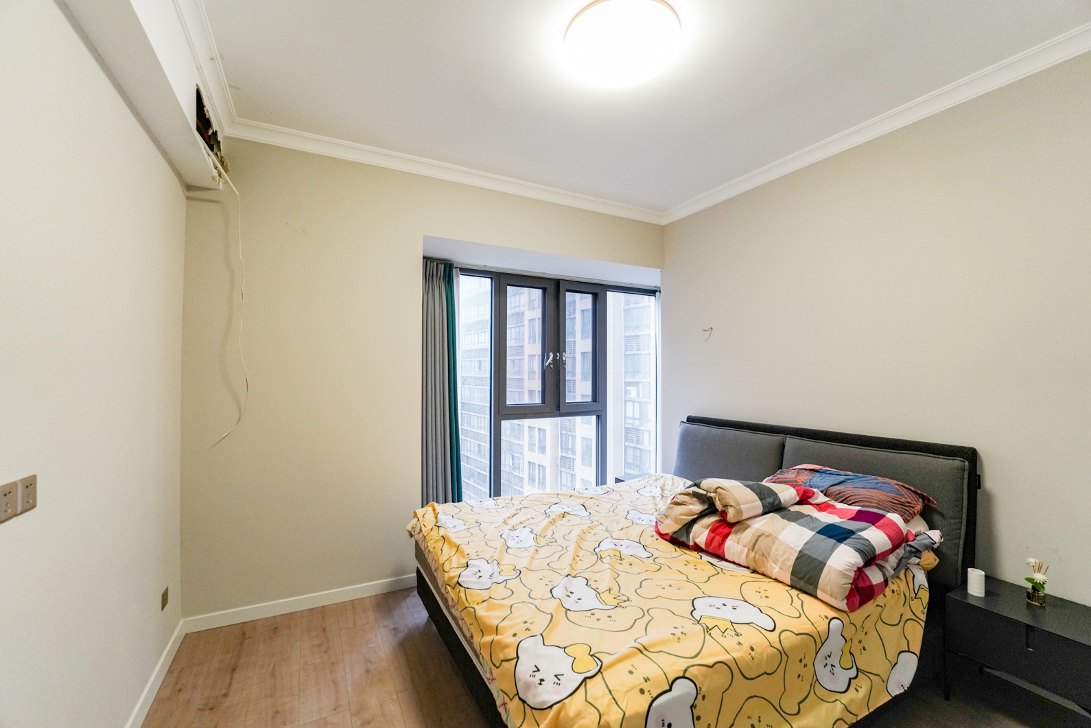 星城荣域  3室2厅2卫    155.0万卧室