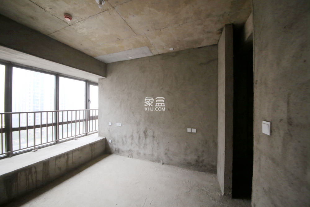 明昇壹城（明昇時(shí)代廣場(chǎng)）二期  4室2廳3衛(wèi)   245.00萬