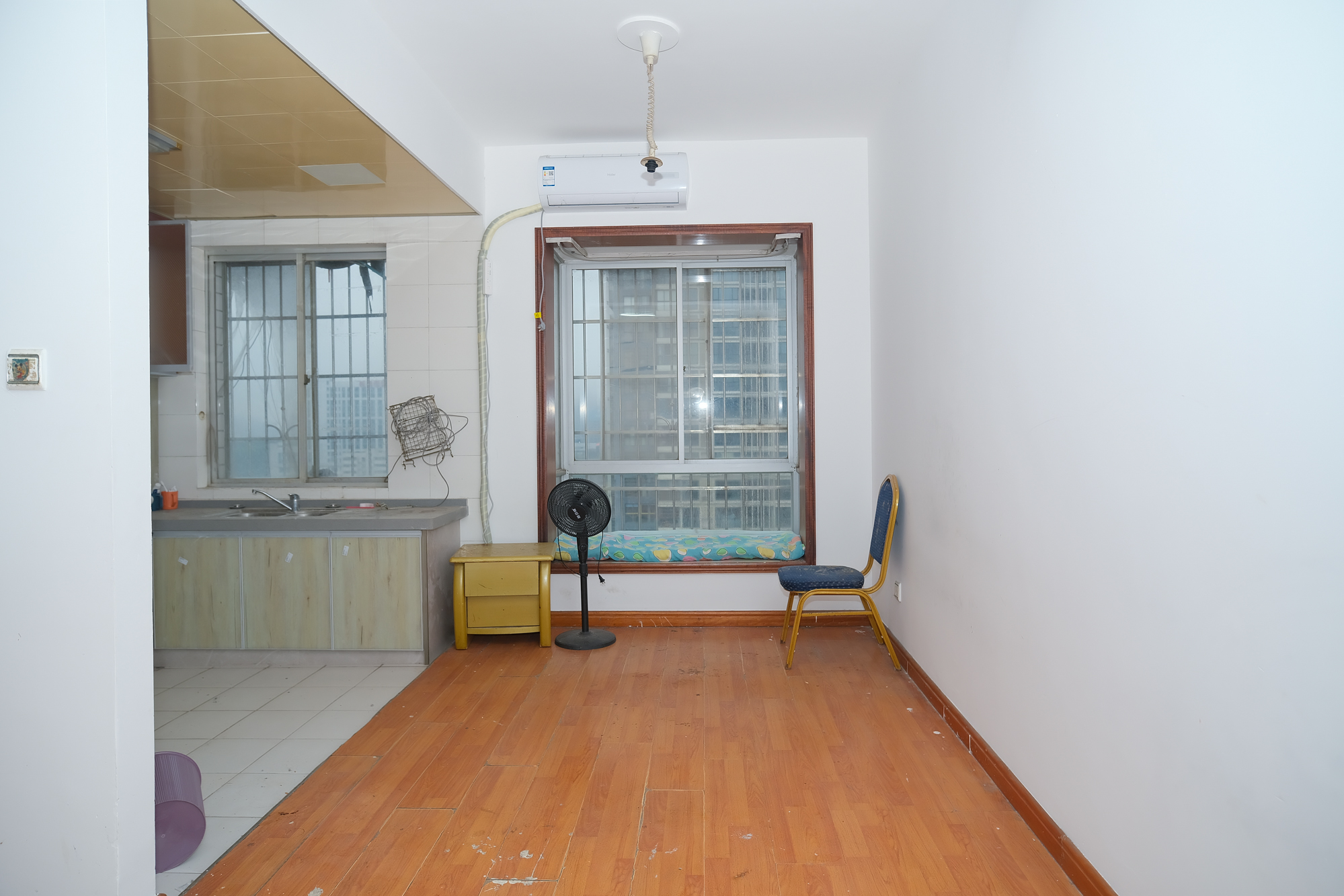 星沙商业步行街 2室1厅1卫 43.0万 星沙商业步行街 2室1厅1卫 43.0万客厅