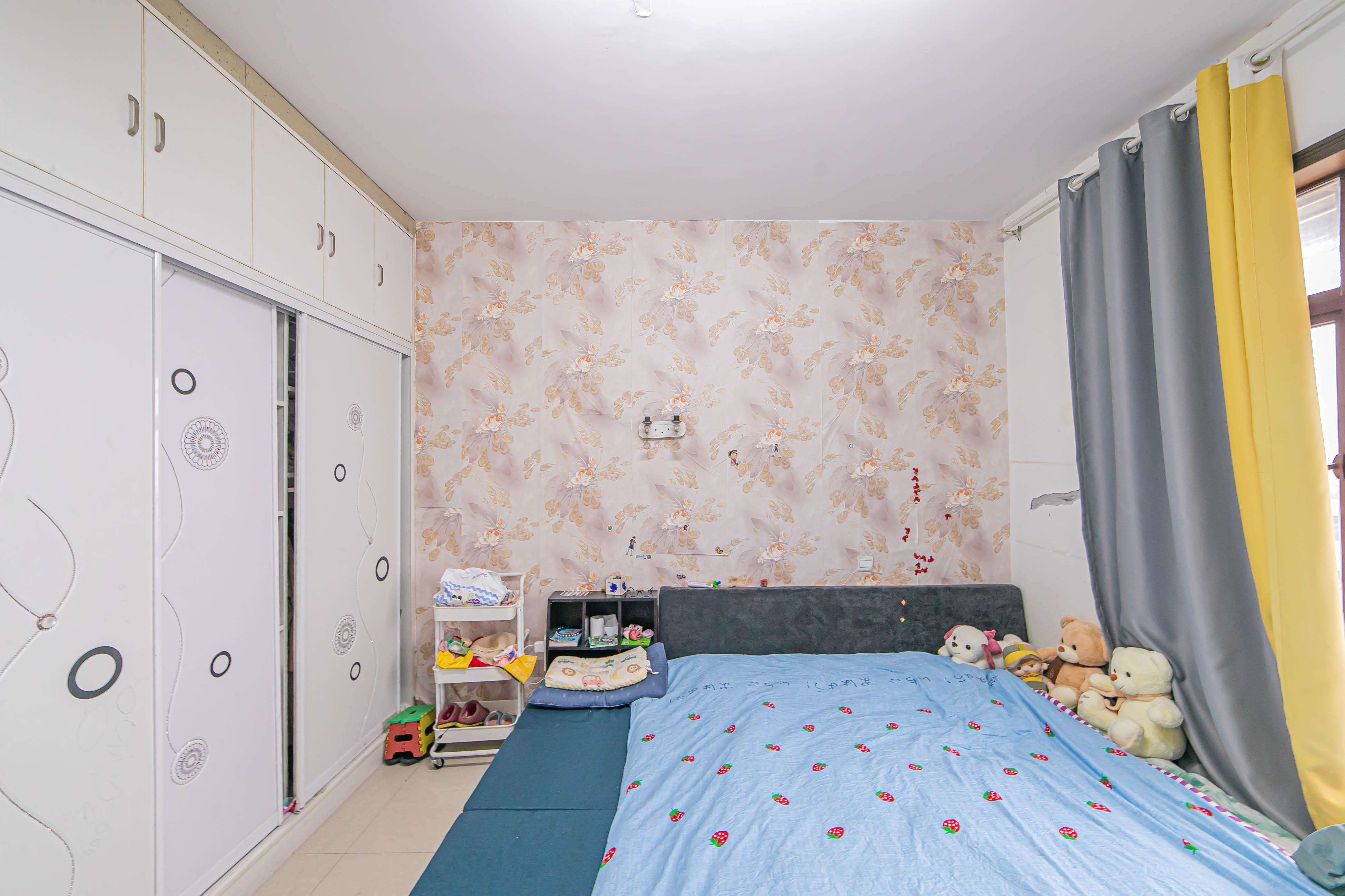 鹏基诺亚山林 2室2厅1卫 71.60万 鹏基诺亚山林 2室2厅1卫 71.60万卧室