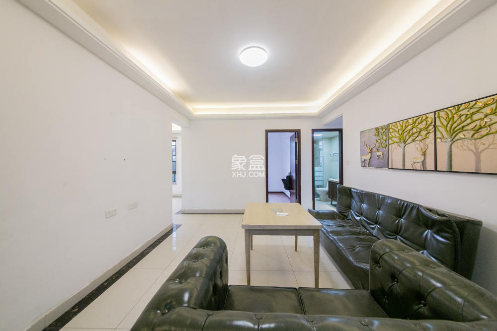 珠江郦城公园1号  3室2厅2卫    99.8万