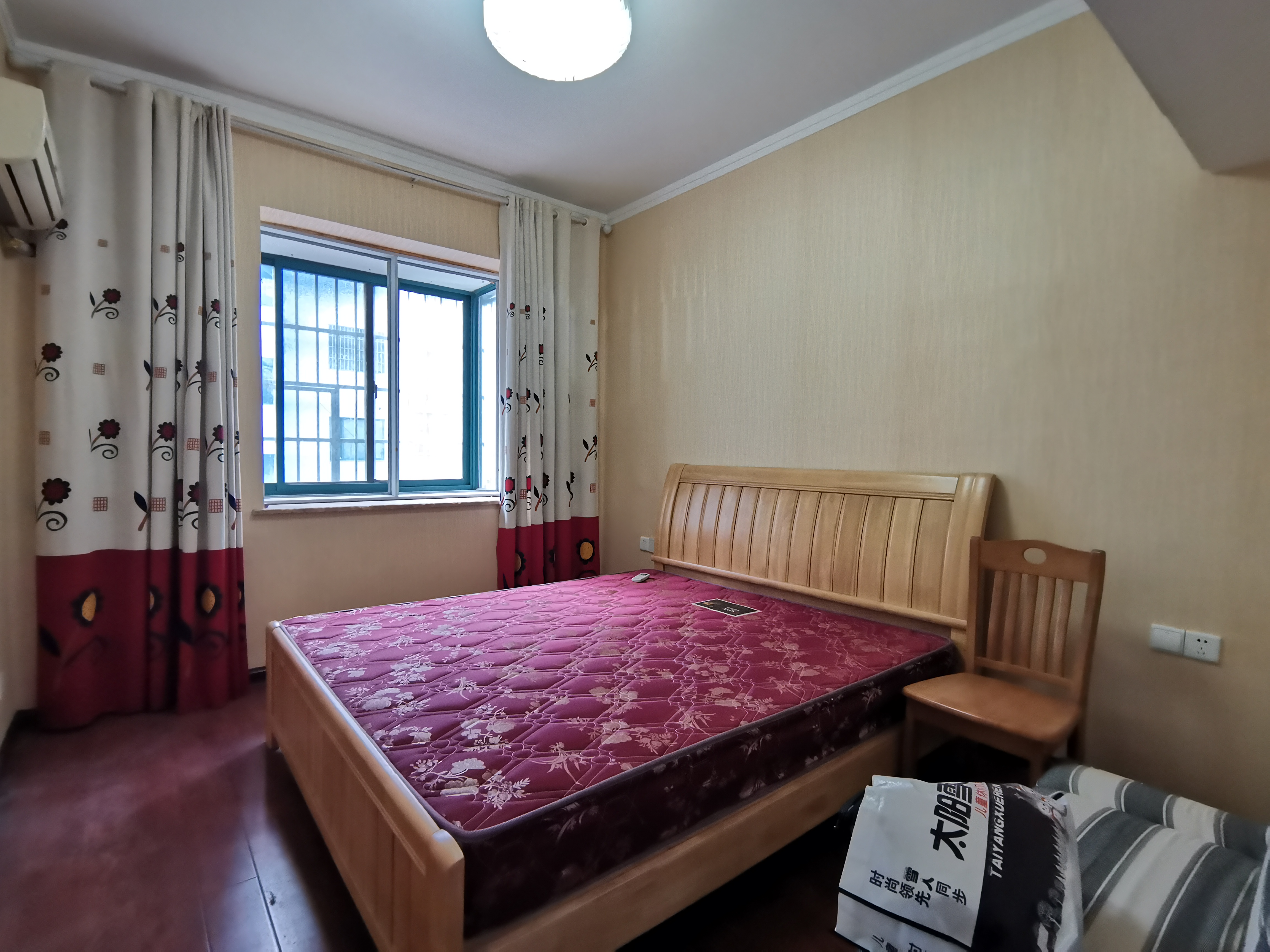 圣华名城建设北路110号 3室2厅1卫 46.8万 圣华名城建设北路110号 3室2厅1卫 46.8万室内图