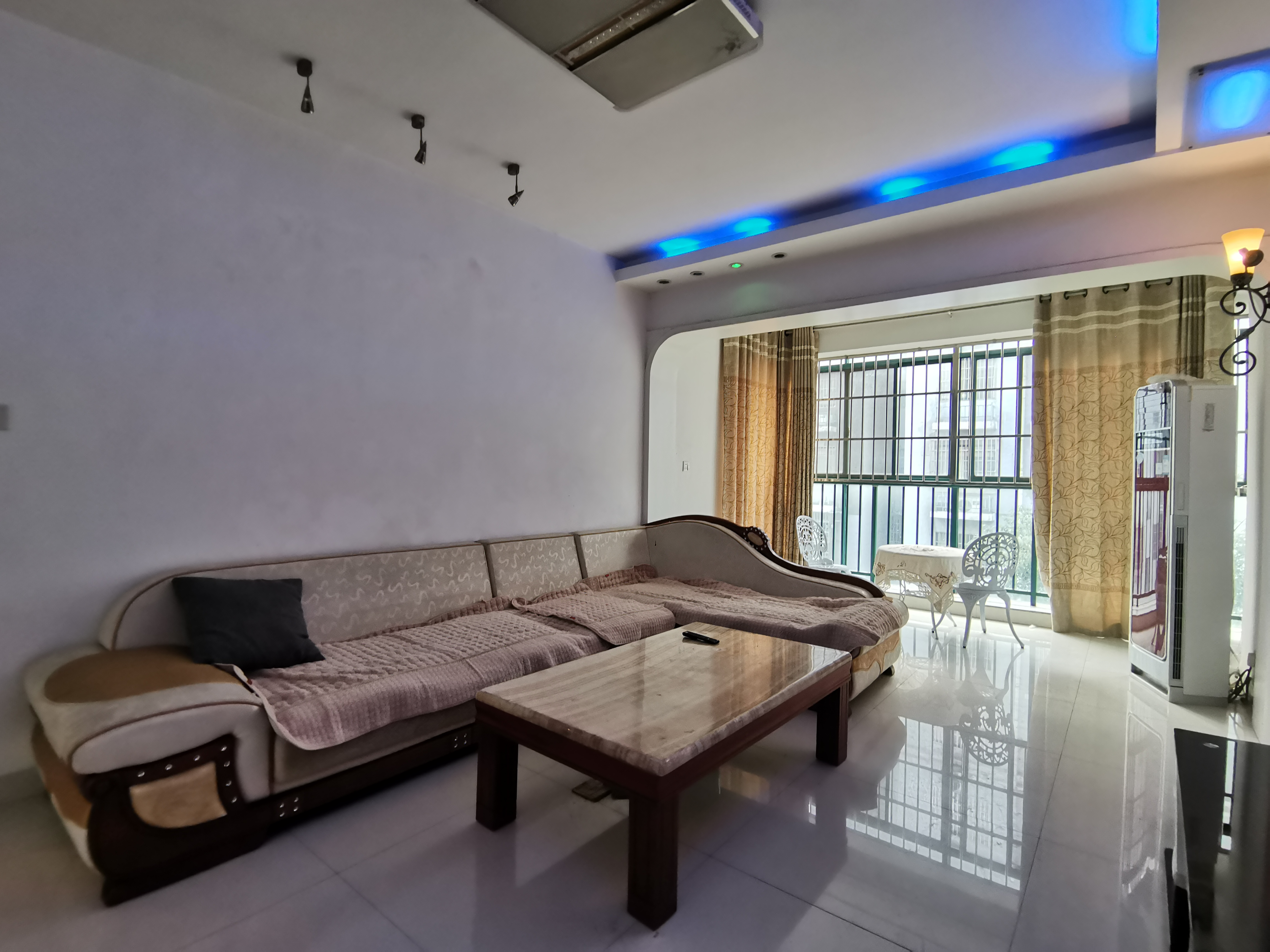 圣华名城建设北路110号 3室2厅1卫 46.8万 圣华名城建设北路110号 3室2厅1卫 46.8万室内图