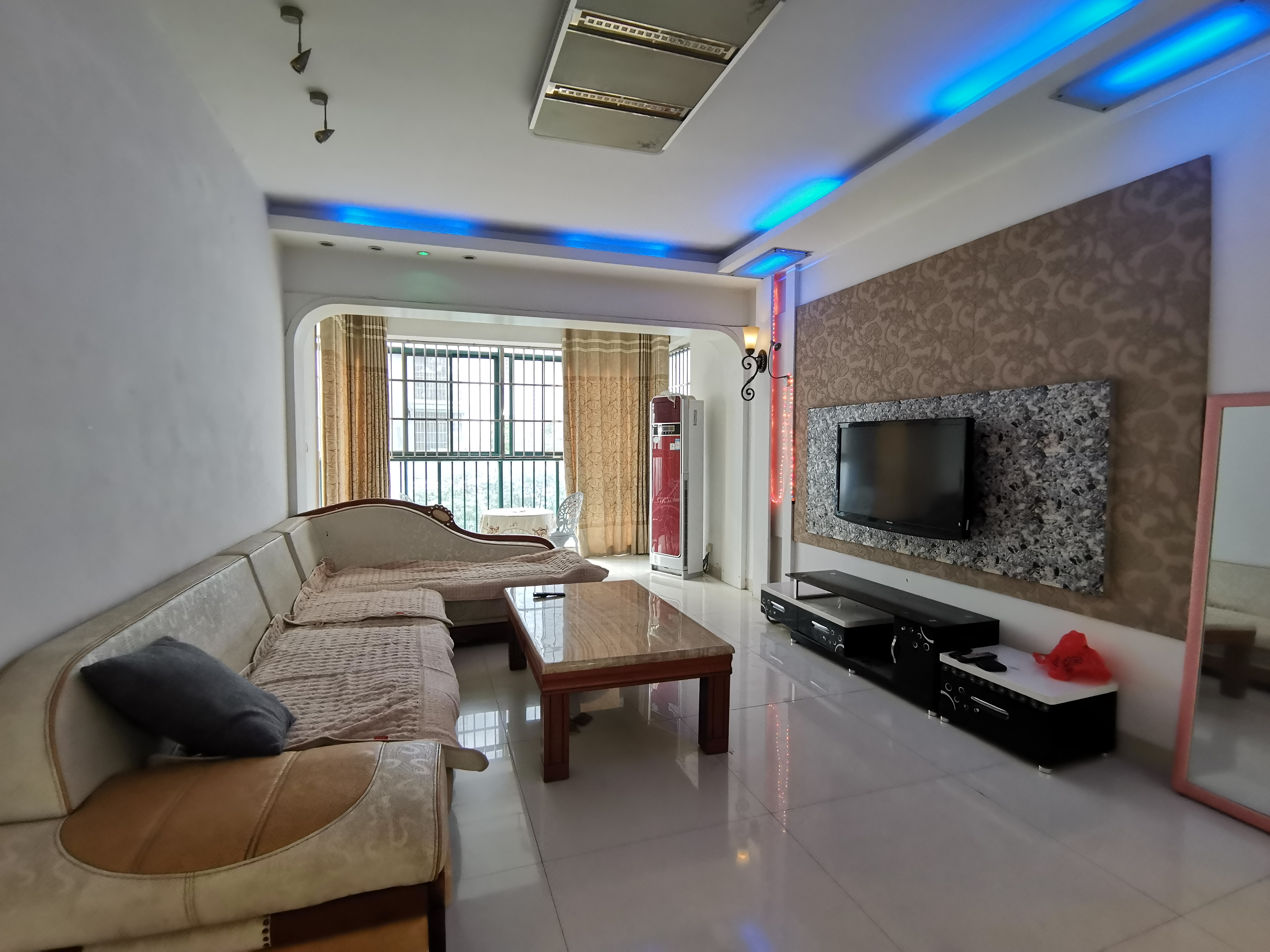 圣华名城建设北路110号 3室2厅1卫 46.8万 圣华名城建设北路110号 3室2厅1卫 46.8万室内图