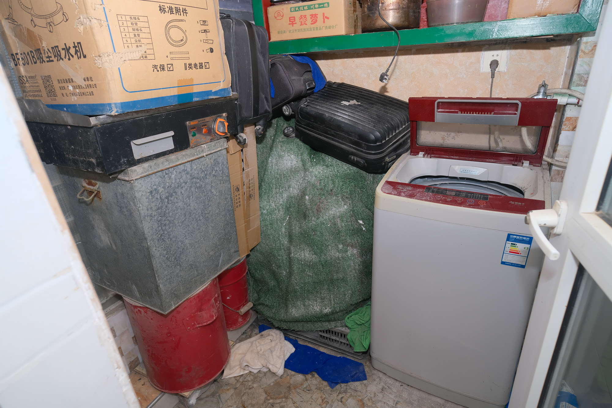 山水湾  3室2厅1卫   89.50万阳台