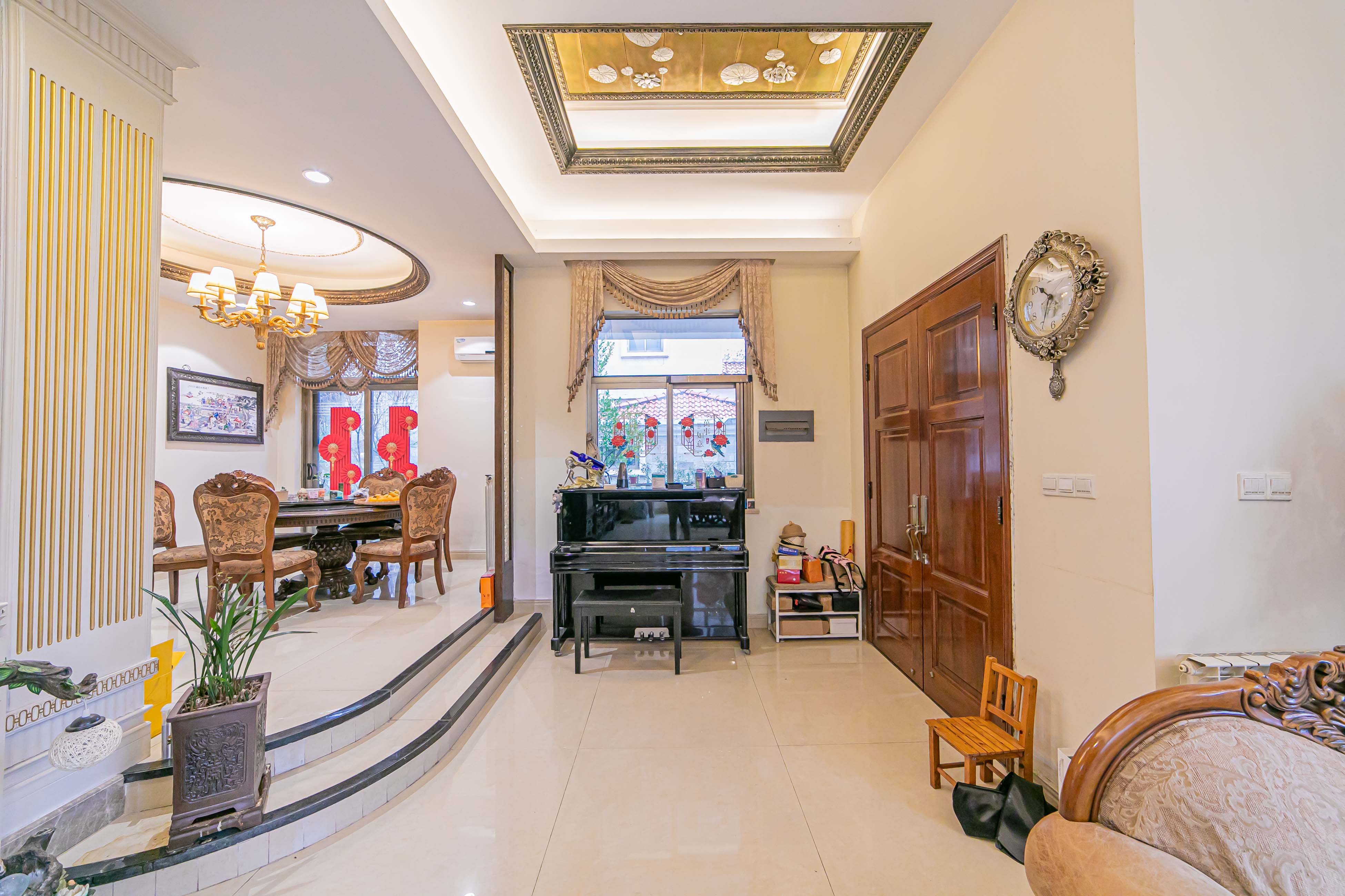 碧桂园威尼斯城 6室2厅5卫 695.88万 碧桂园威尼斯城 6室2厅5卫 695.88万阳台