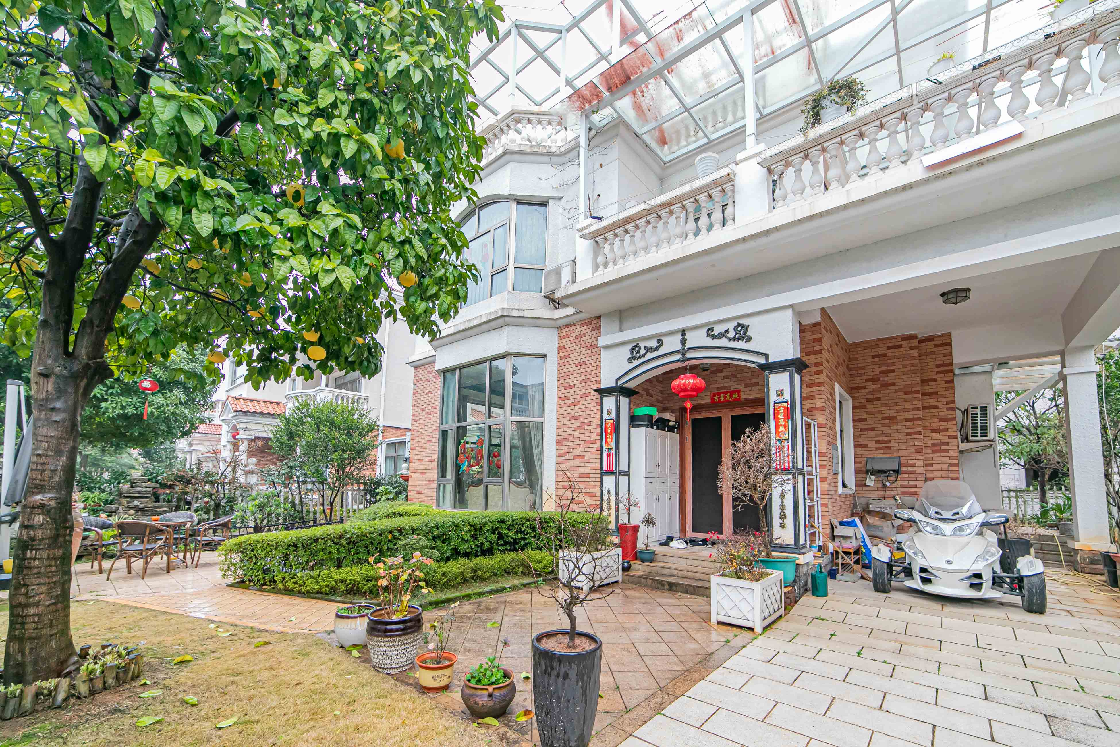 碧桂园威尼斯城 6室2厅5卫 695.88万 碧桂园威尼斯城 6室2厅5卫 695.88万阳台