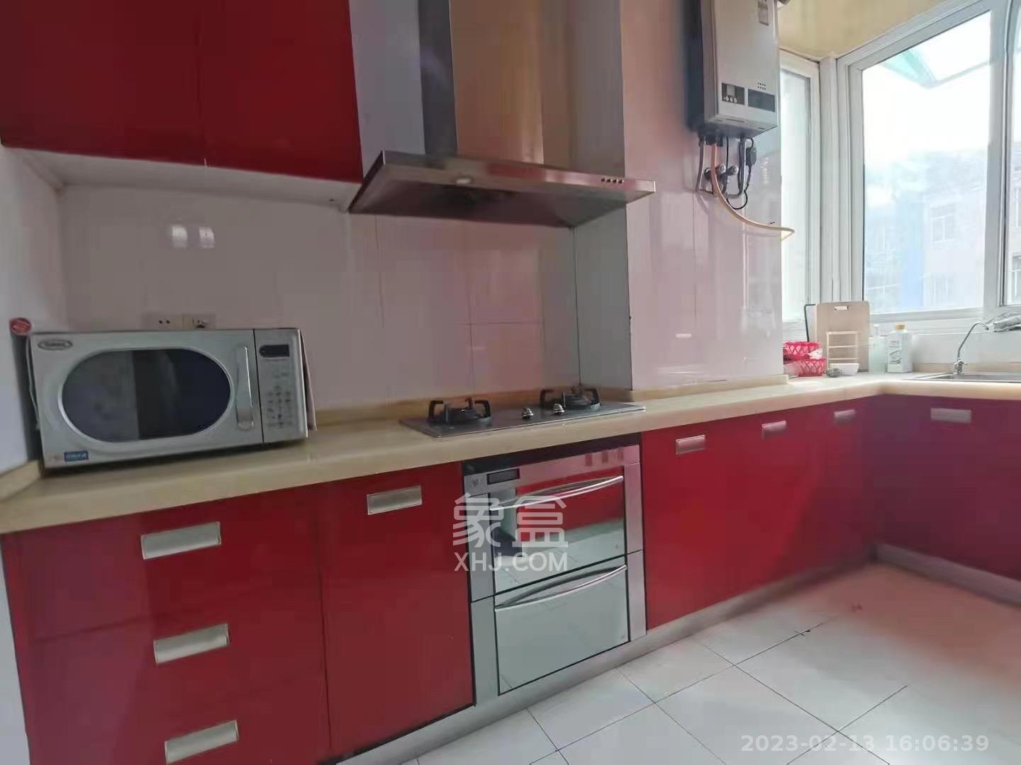 同升湖山庄 3室2厅2卫 2200.00元/月 同升湖山庄 3室2厅2卫 2200.00元/月室内图