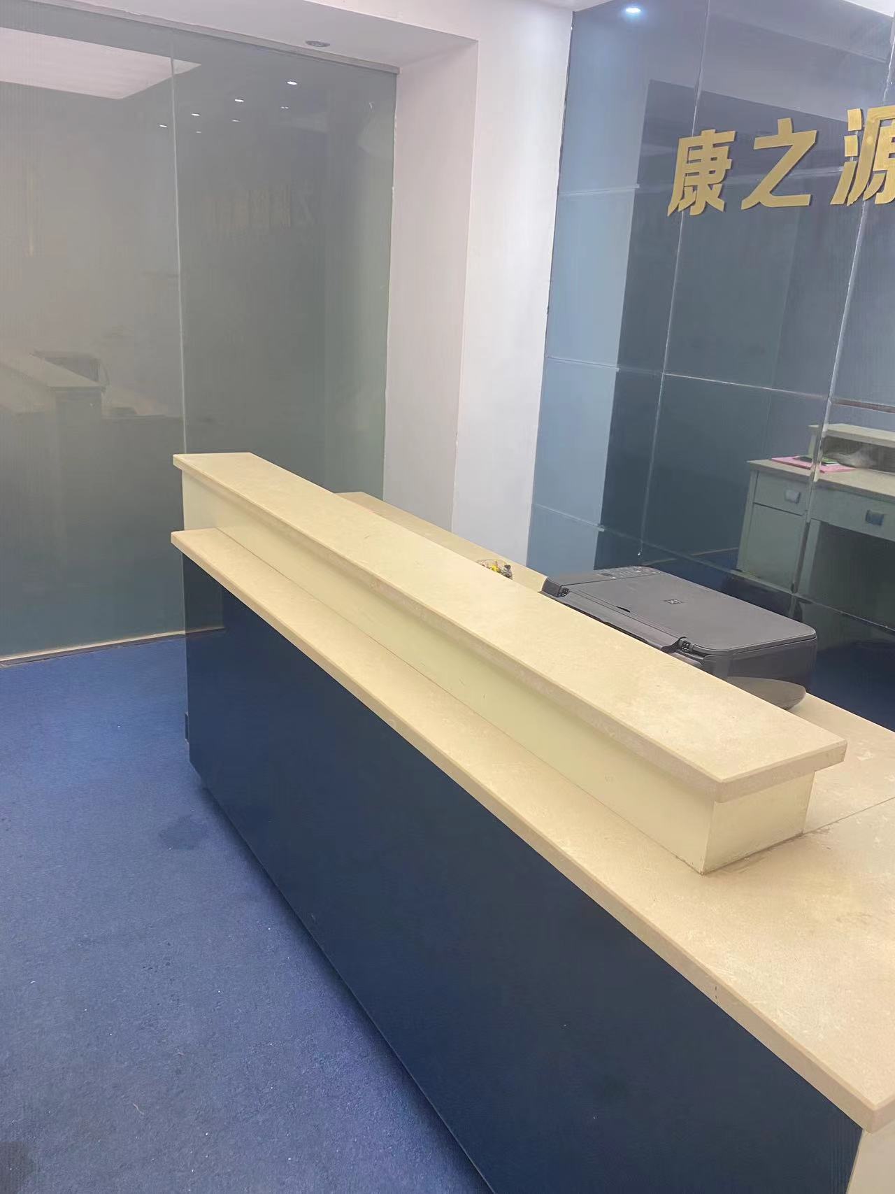 丽天名园  4室2厅2卫   4000.00元/月室内图1