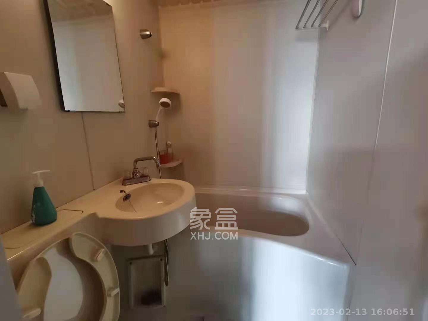 同升湖山庄  3室2厅2卫   2200.00元/月室内图