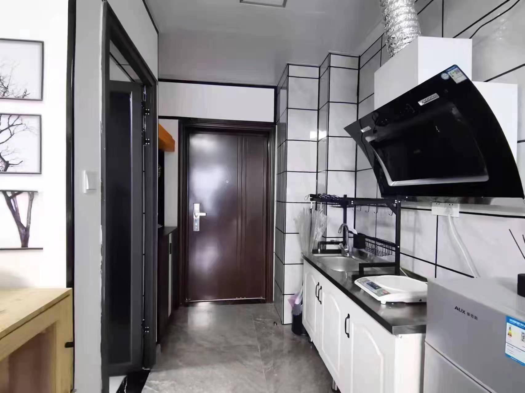 朗廷览江  1室1厅1卫   41.00万 朗廷览江  1室1厅1卫   41.00万室内图