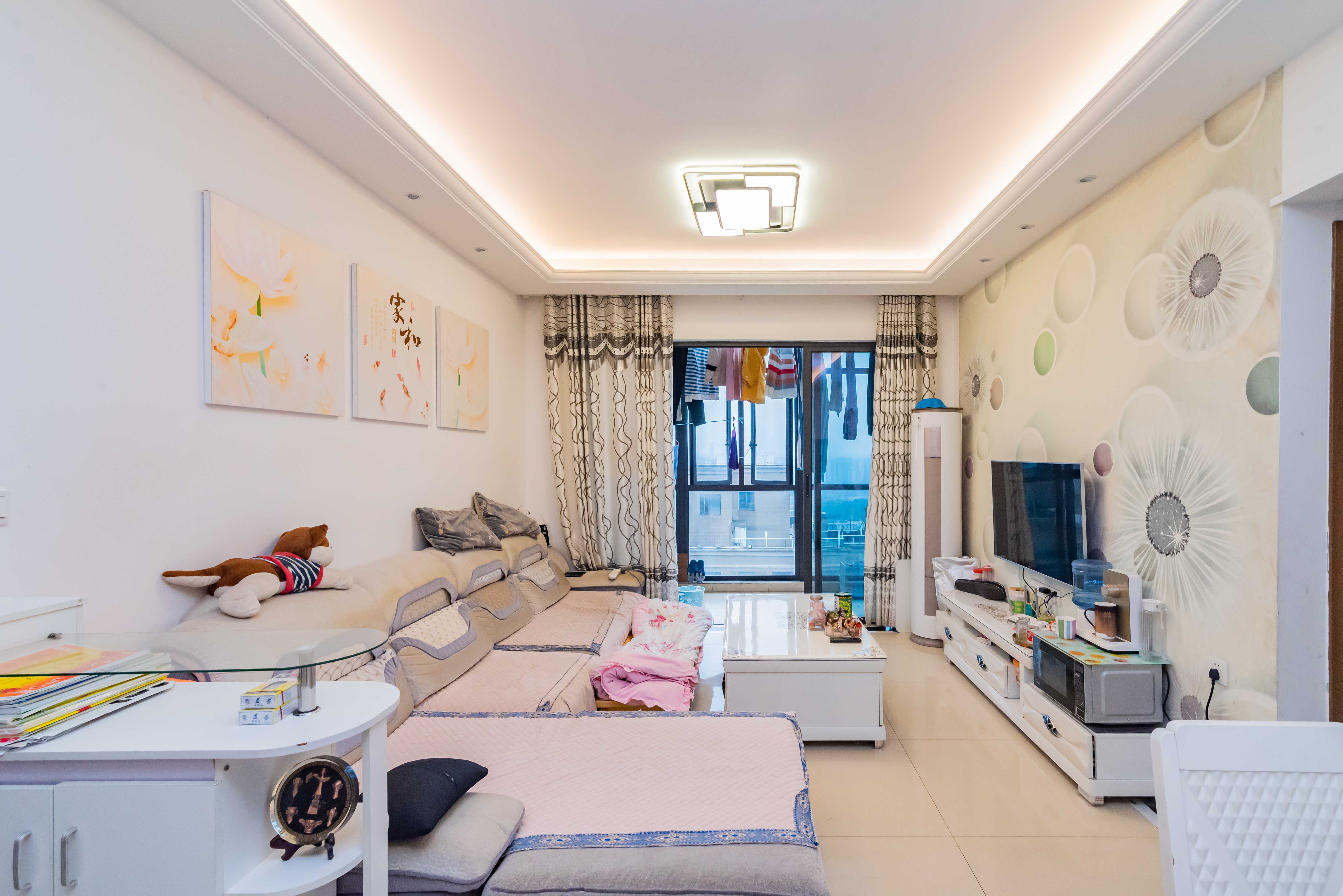 旺德府恺悦国际 3室2厅1卫 65.80万 旺德府恺悦国际 3室2厅1卫 65.80万客厅