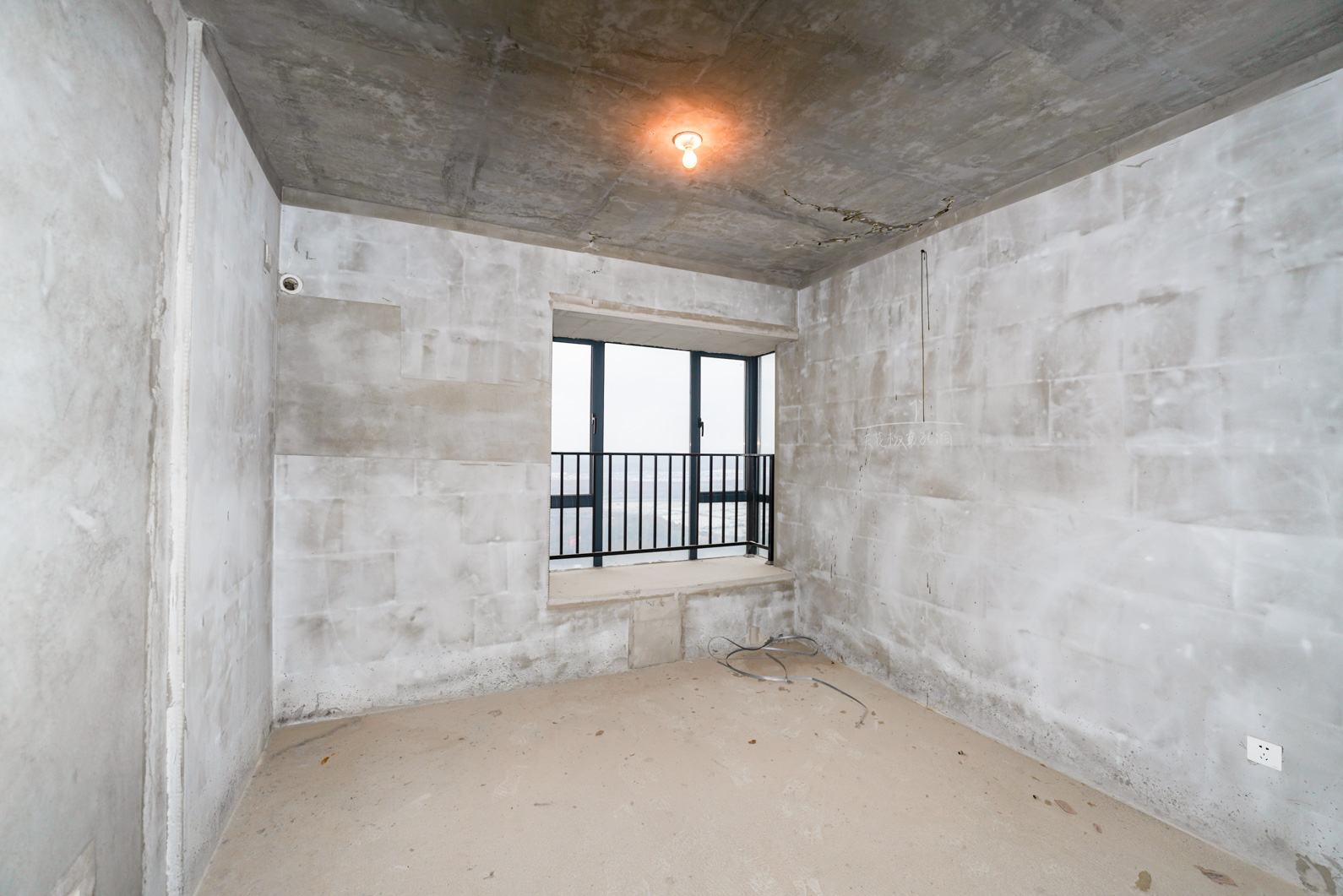 中建嘉和城  4室2厅2卫   136.00万卧室
