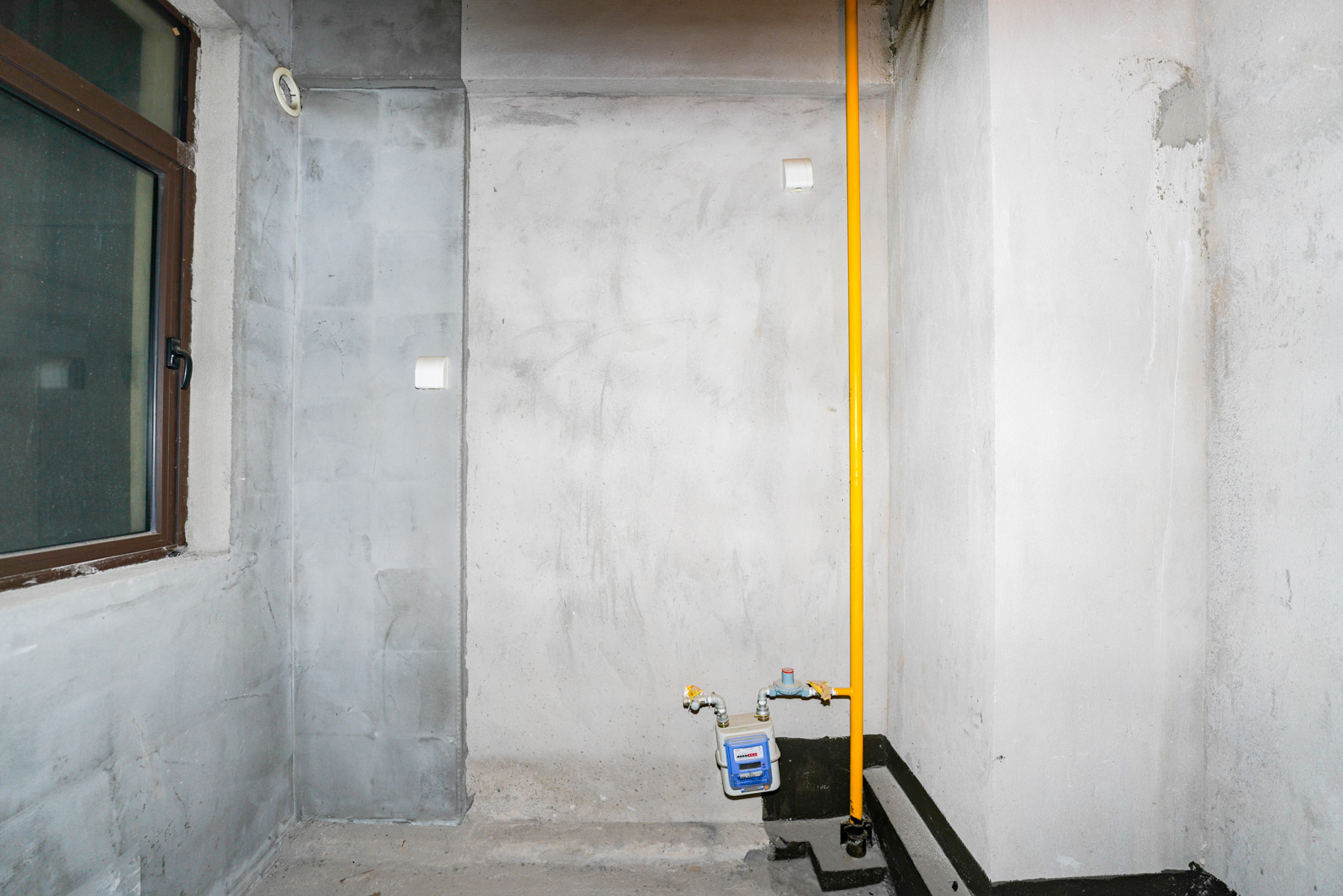 中建信和城  3室2厅1卫    90.0万 中建信和城  3室2厅1卫    90.0万厨房