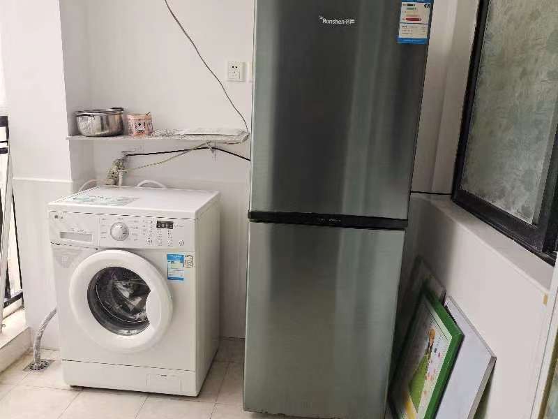 荷塘月色红旗南路46号 3室2厅2卫 68.00万 荷塘月色红旗南路46号 3室2厅2卫 68.00万室内图