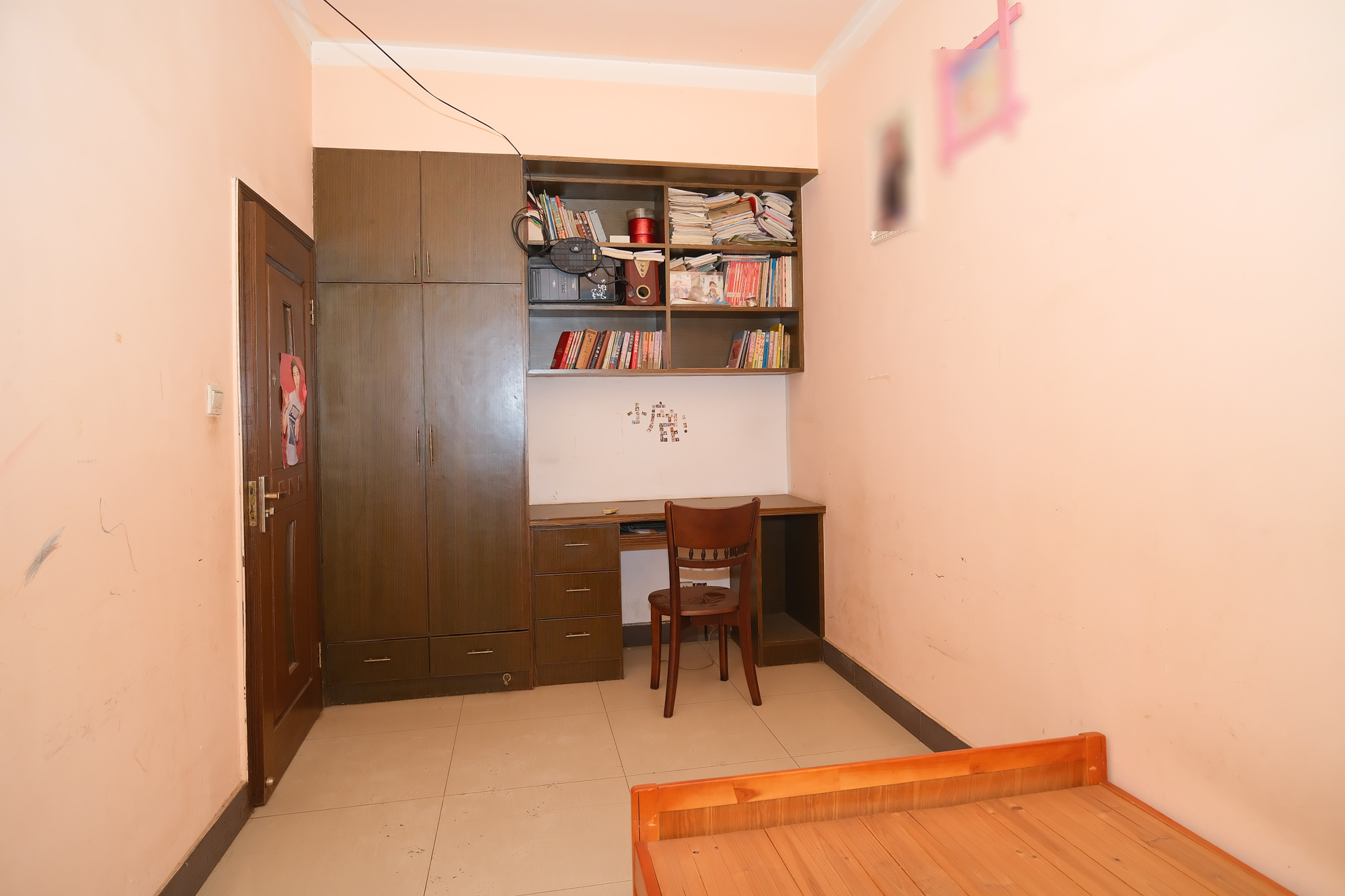 中南汽车世界  3室2厅1卫    35.8万 中南汽车世界  3室2厅1卫    35.8万卧室