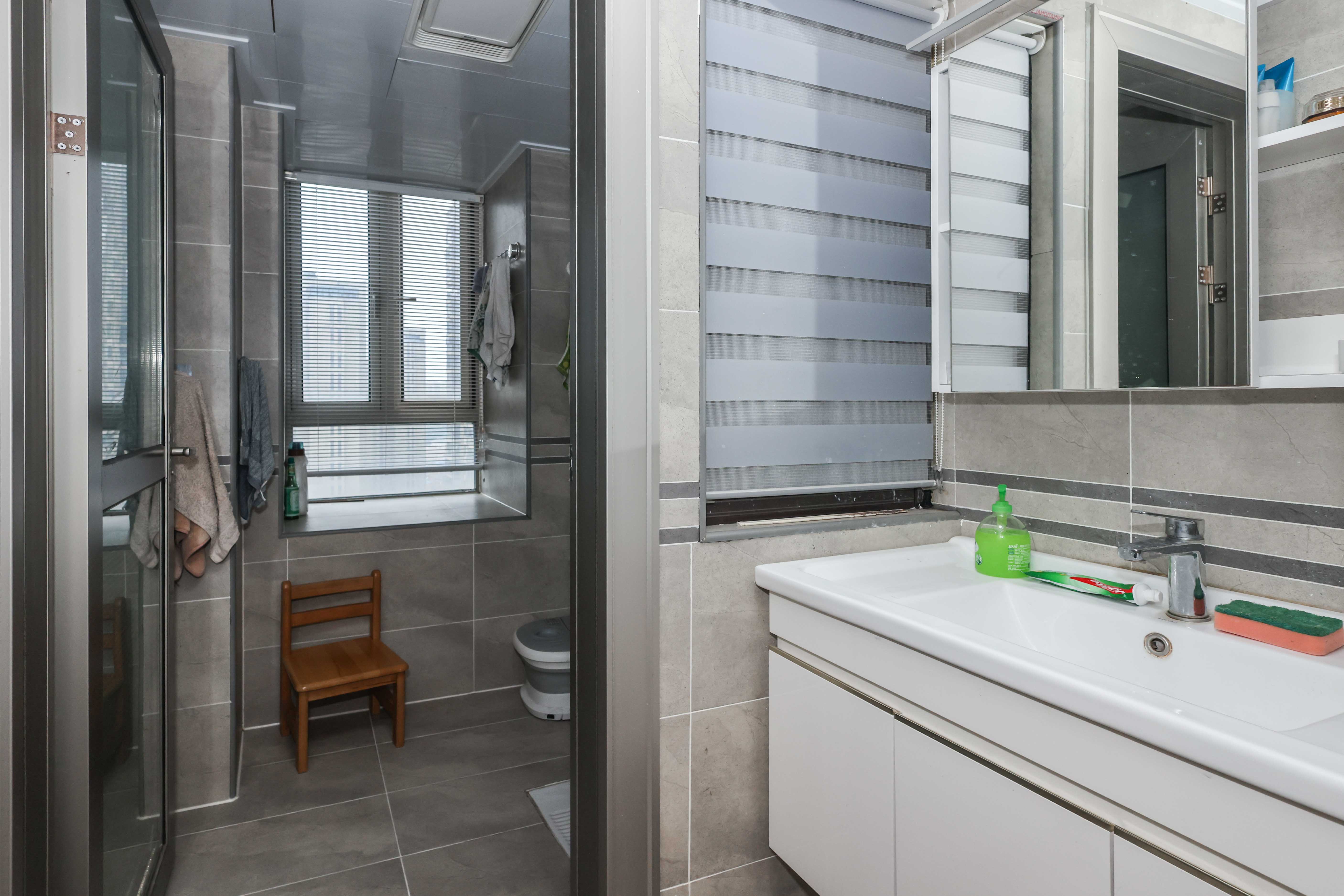 梅溪湖金茂悦（金悦雅苑）  4室2厅2卫    252.0万卫生间