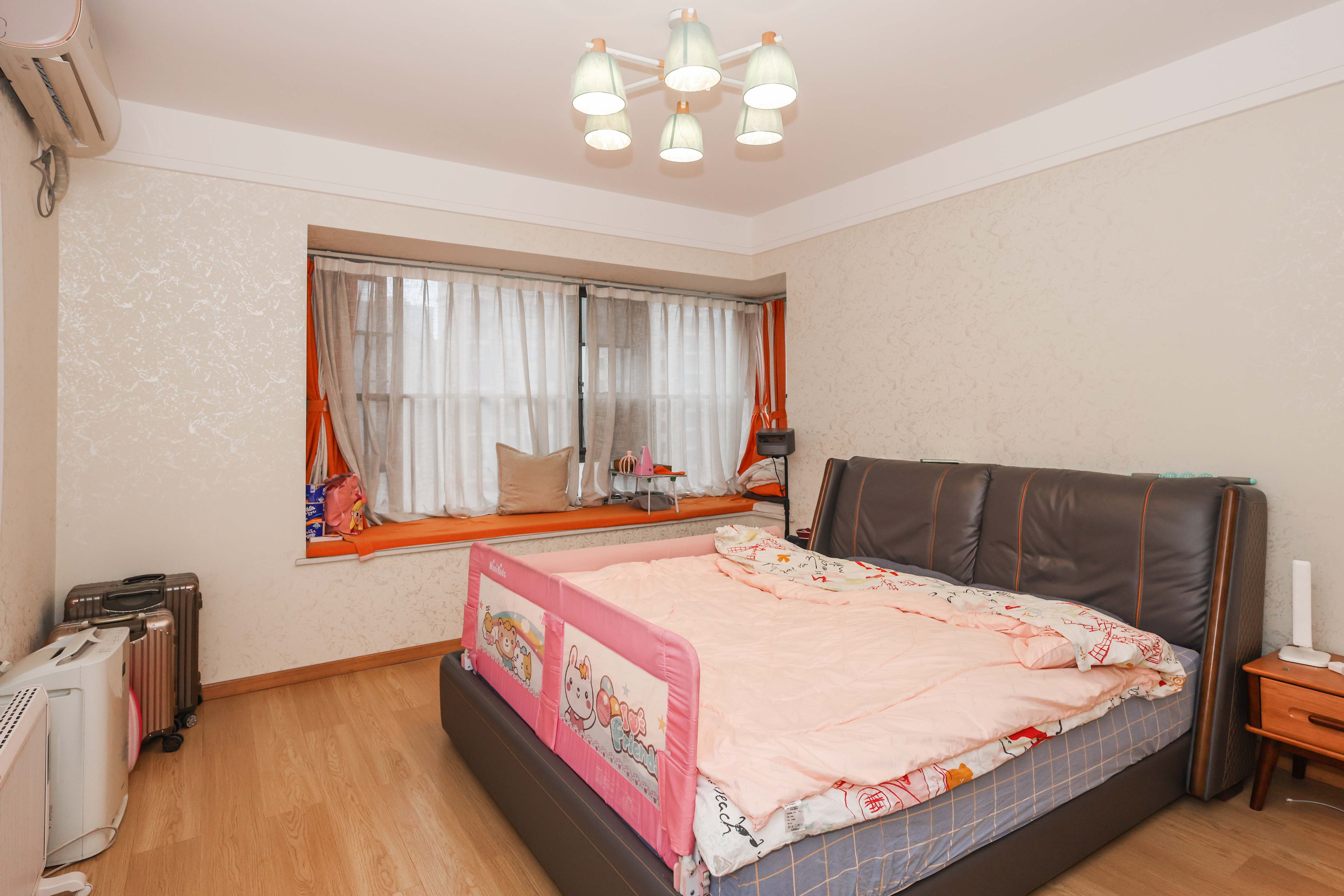 梅溪湖金茂悦（金悦雅苑）  4室2厅2卫    252.0万卧室