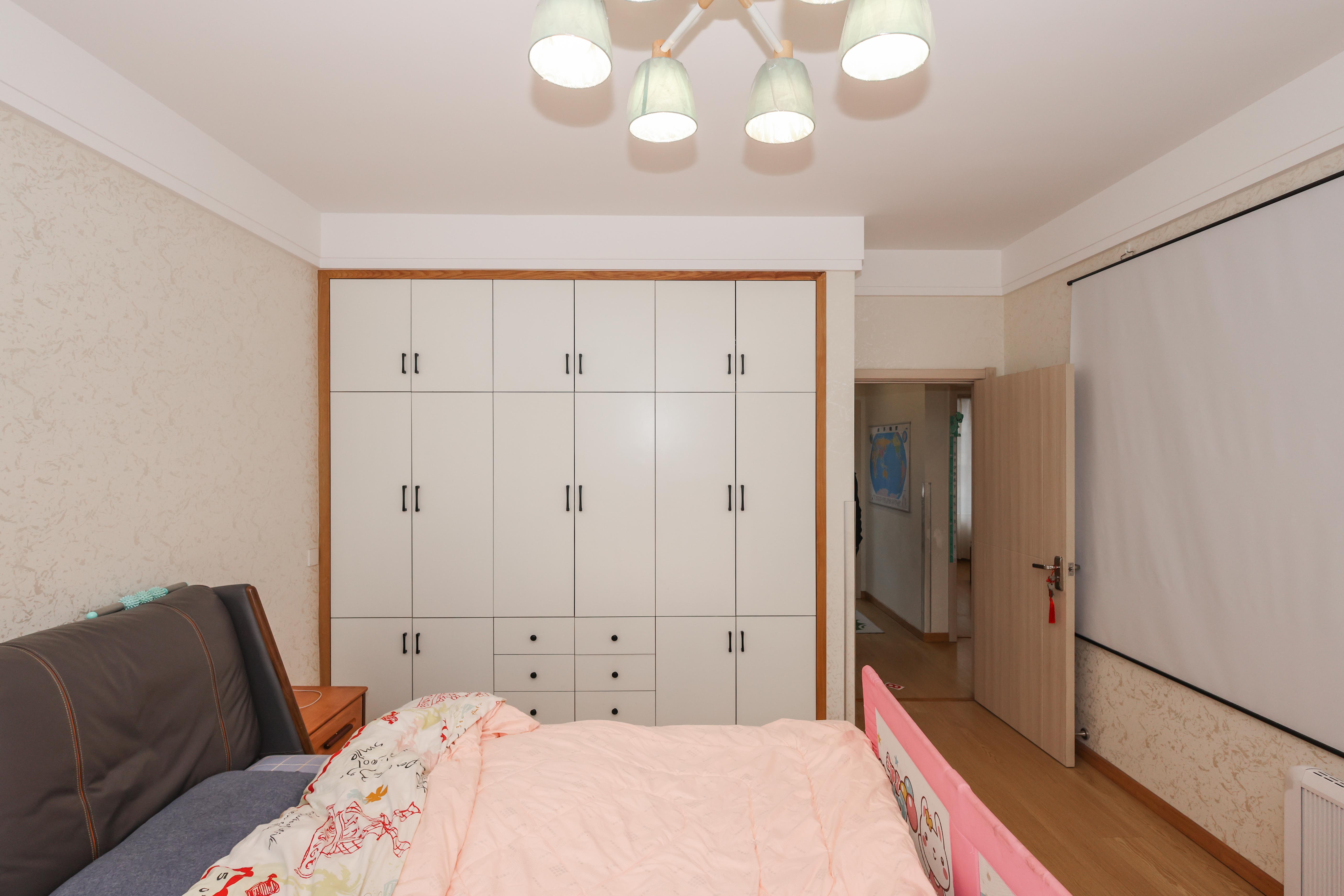 梅溪湖金茂悦（金悦雅苑）  4室2厅2卫    252.0万卧室