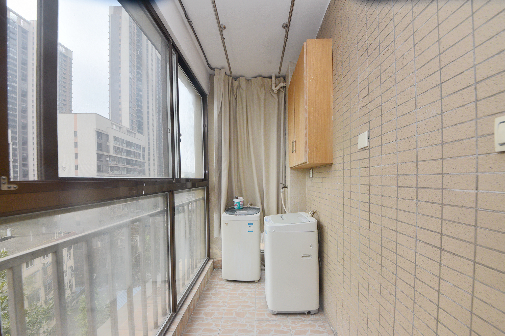 層上觀邸  3室2廳2衛(wèi)    104.0萬陽臺