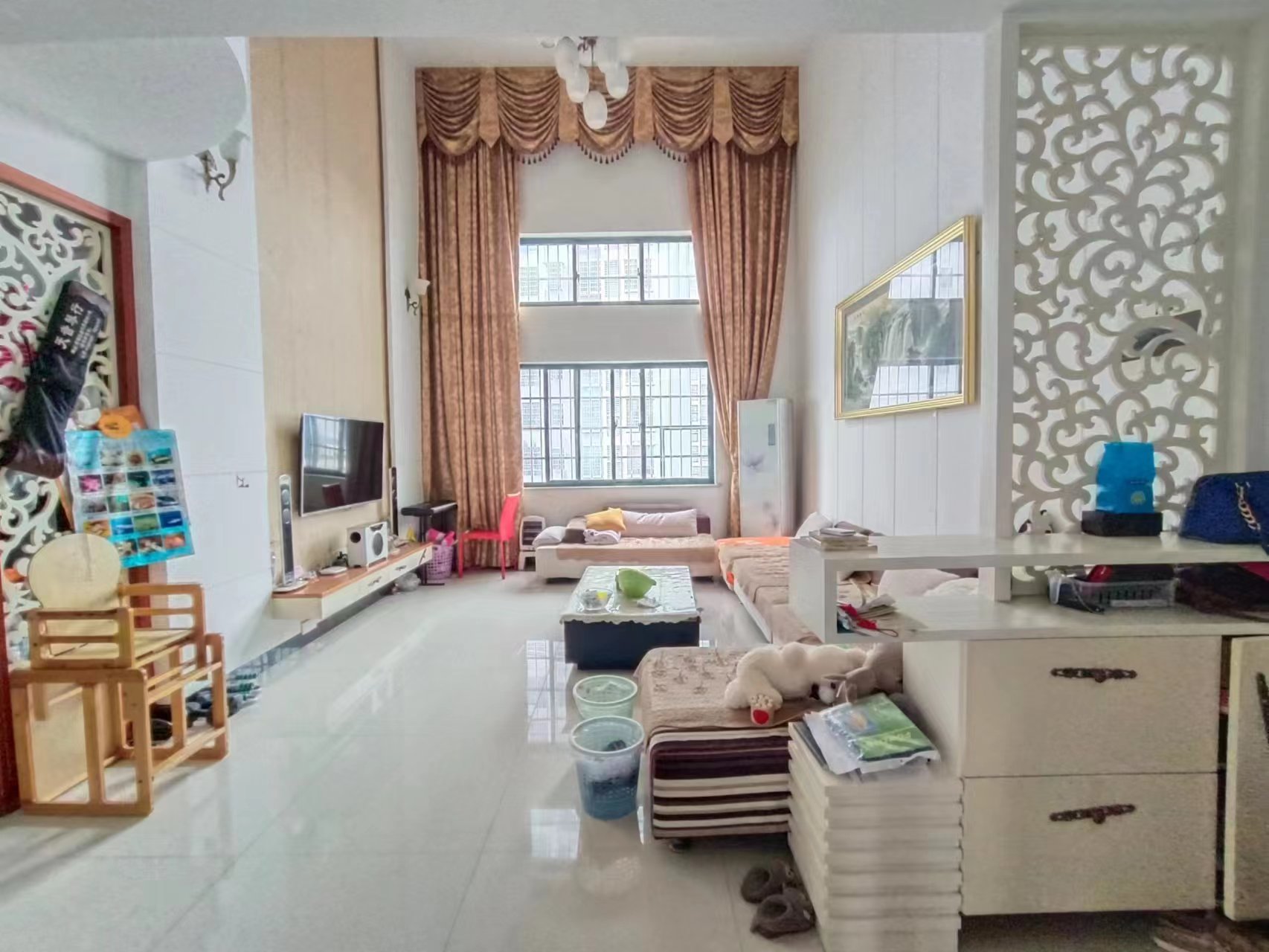 圣华名城建设北路110号  4室2厅1卫    67.0万 圣华名城建设北路110号  4室2厅1卫    67.0万室内图1