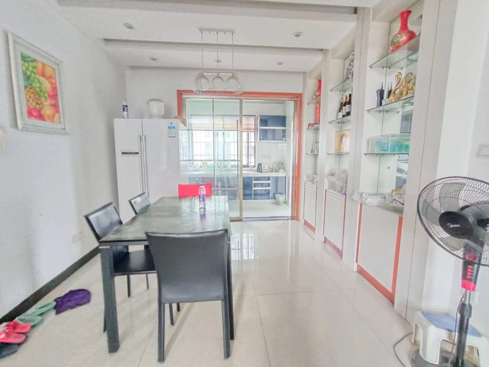 圣华名城建设北路110号  4室2厅1卫    67.0万 圣华名城建设北路110号  4室2厅1卫    67.0万室内图