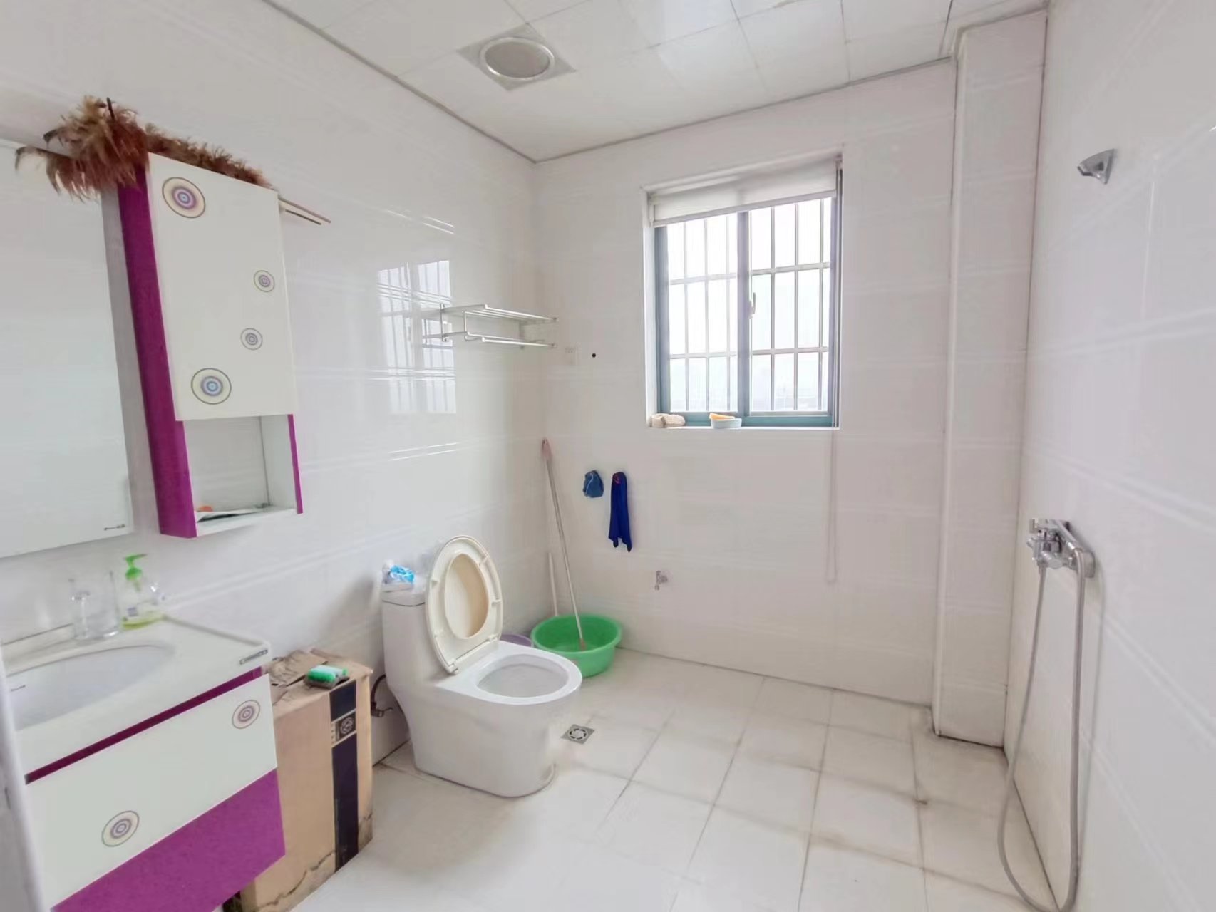 圣华名城建设北路110号  4室2厅1卫    67.0万 圣华名城建设北路110号  4室2厅1卫    67.0万室内图