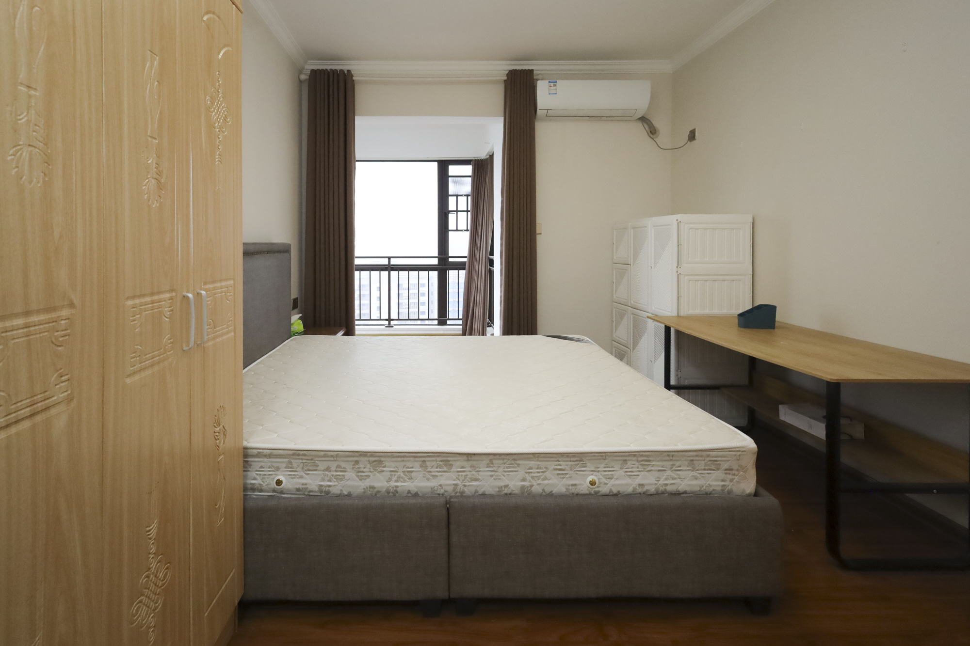 保利西海岸B区  3室2厅2卫    188.8万卧室