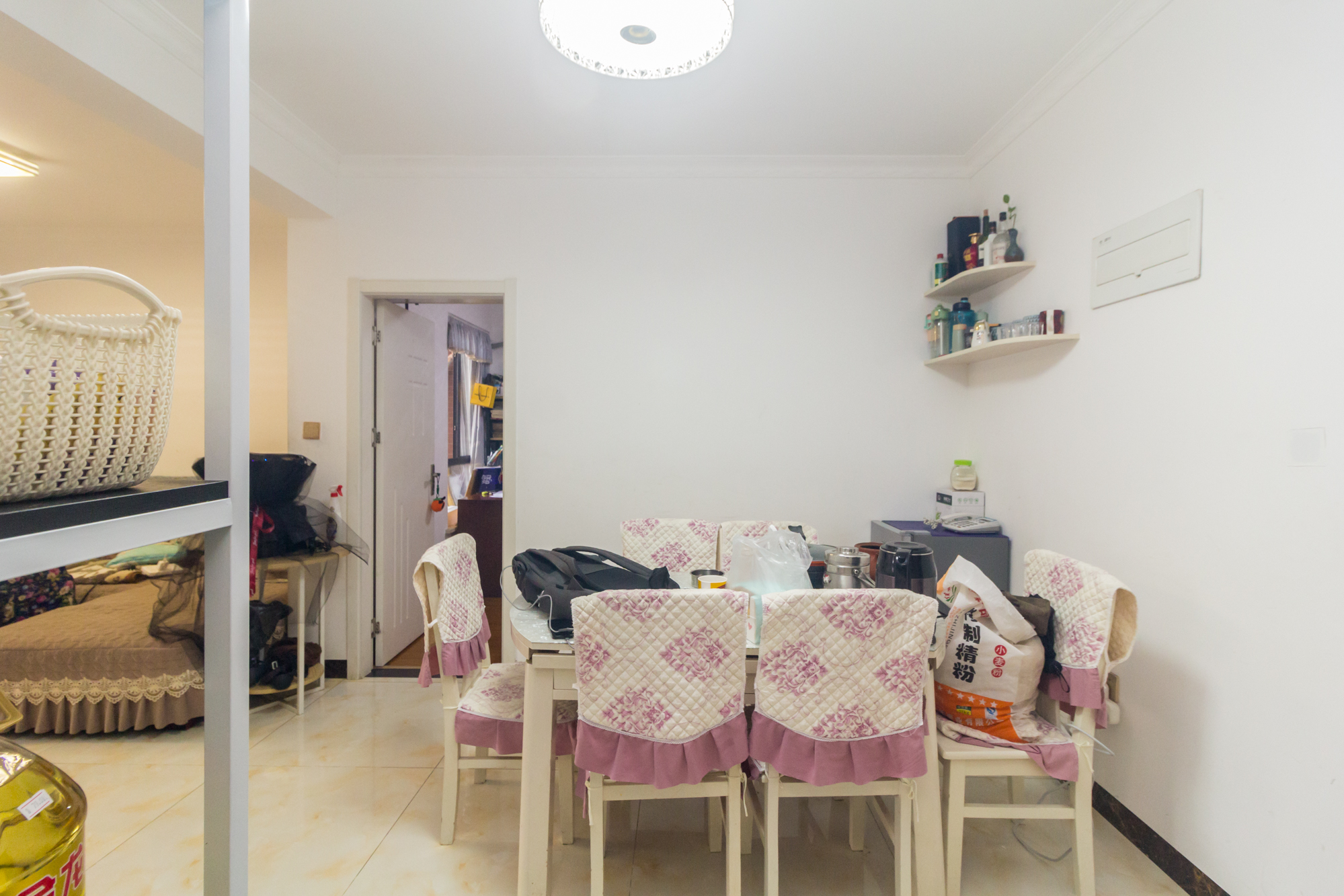 中国铁建国际城二期  2室2厅1卫    63.18万客厅