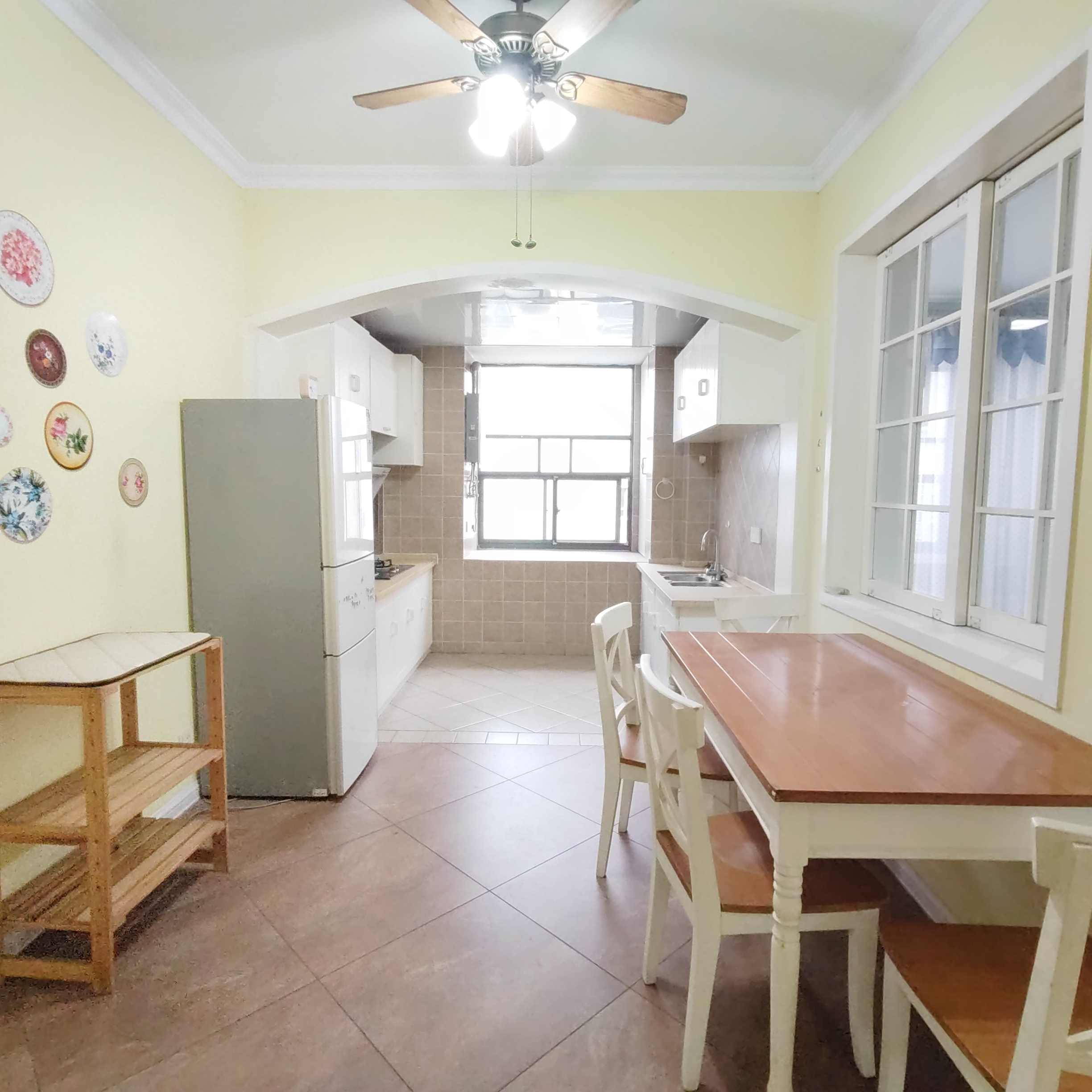 共和城 3室2厅2卫 68.0万 共和城 3室2厅2卫 68.0万室内图