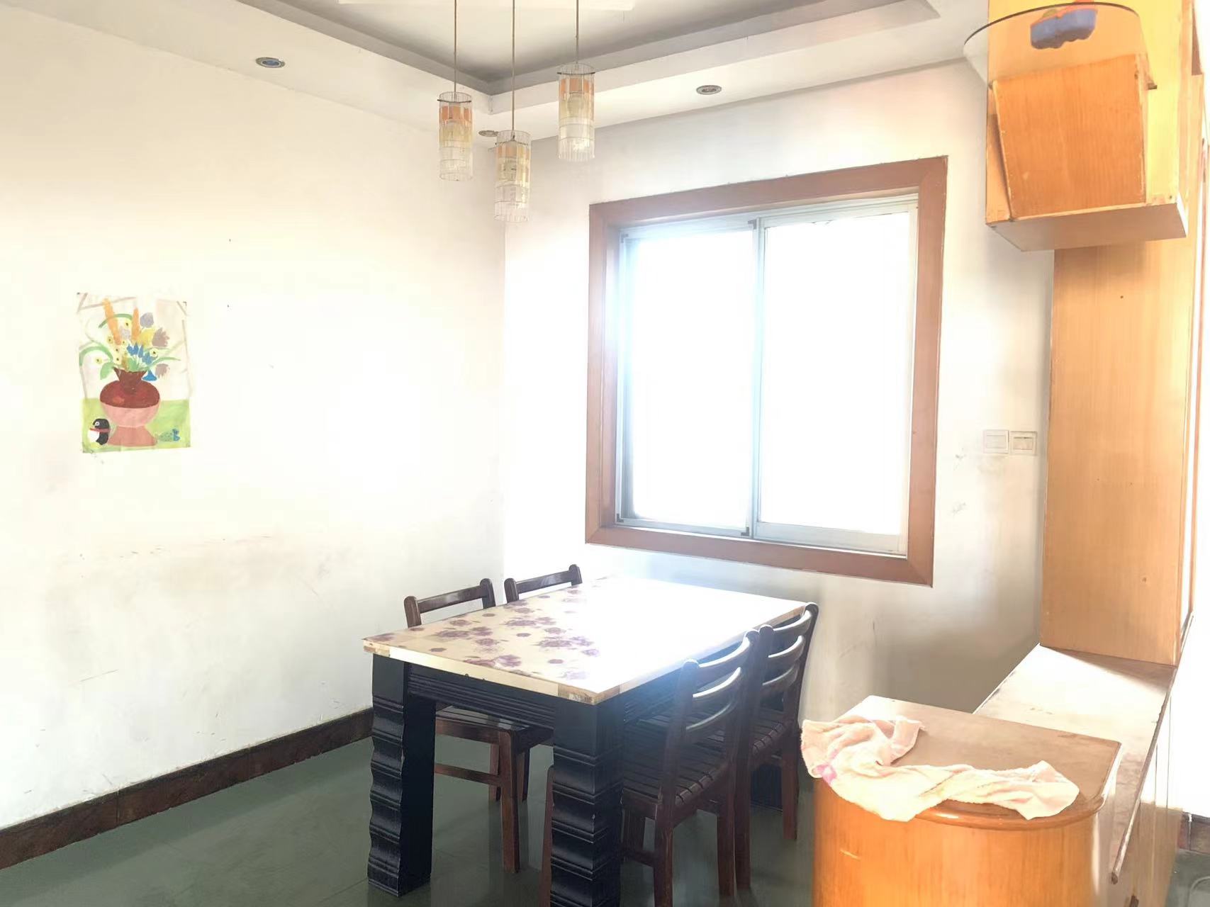 联谊新村 3室2厅2卫 36.0万 联谊新村 3室2厅2卫 36.0万室内图