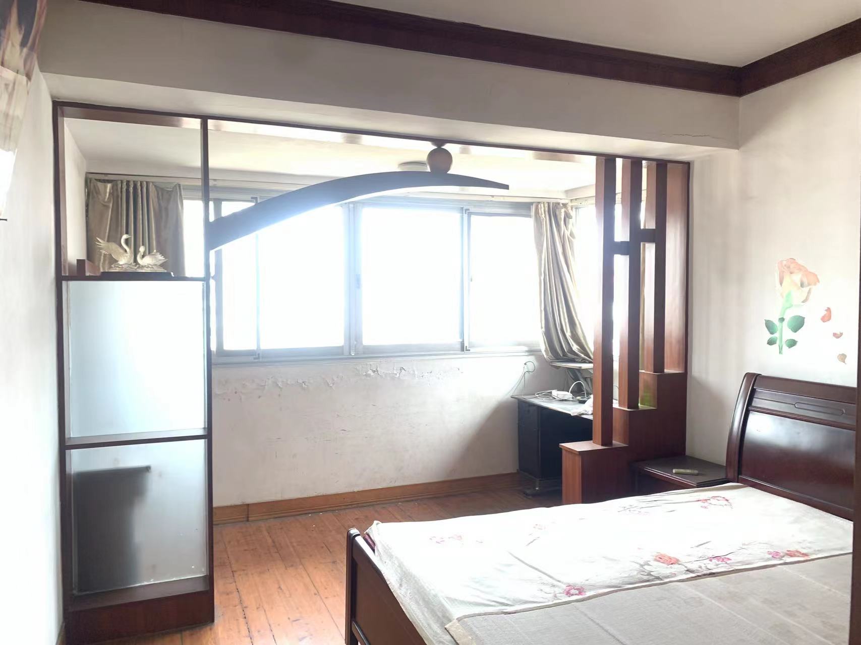 联谊新村 3室2厅2卫 36.0万 联谊新村 3室2厅2卫 36.0万室内图