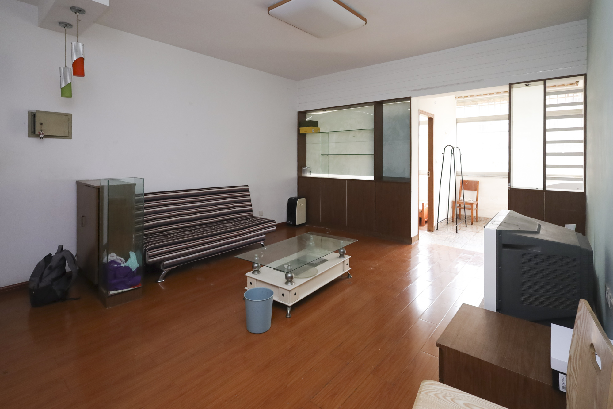 杏林小区  3室2厅1卫    68.0万客厅